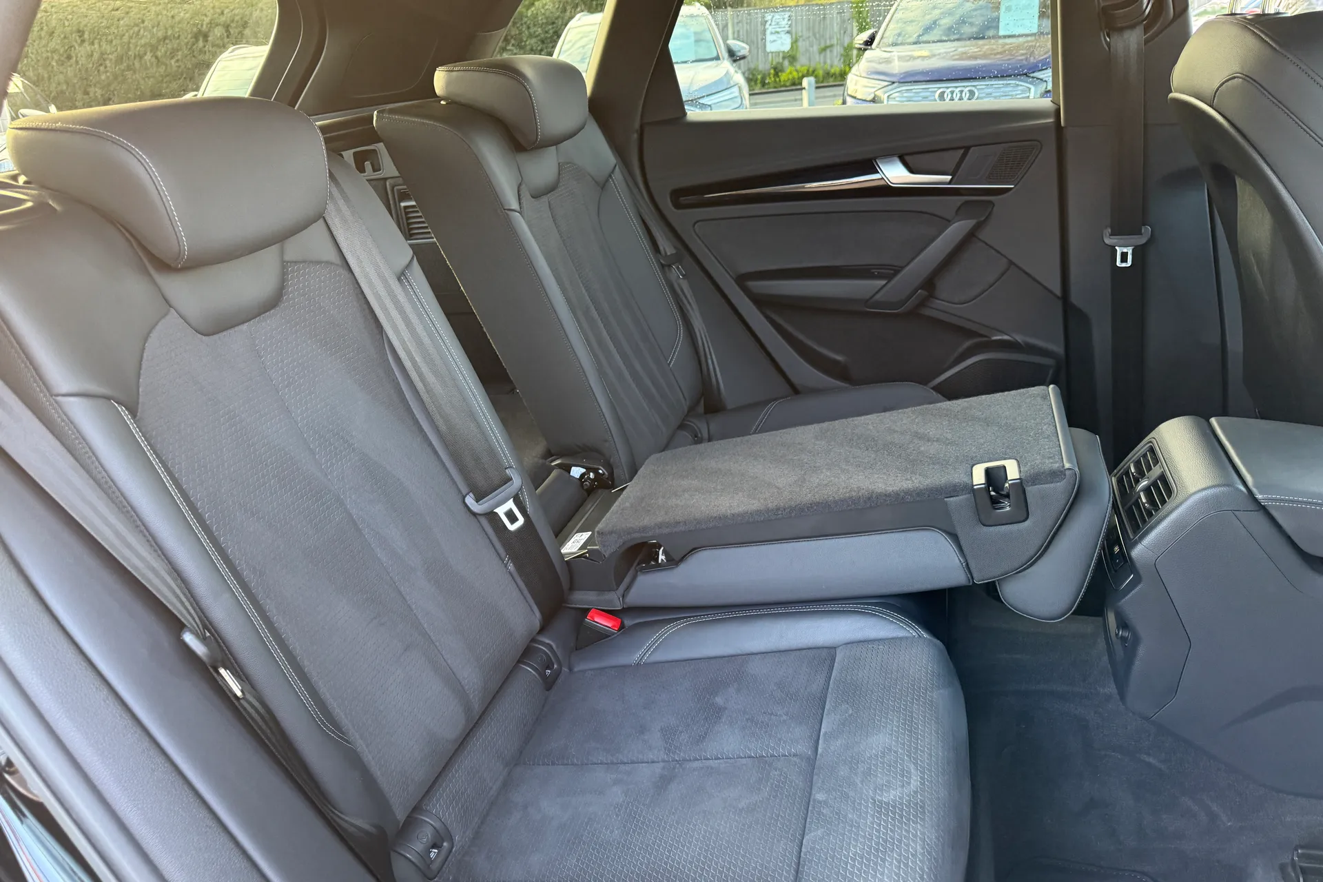 Audi Q5 thumbnail image number 49