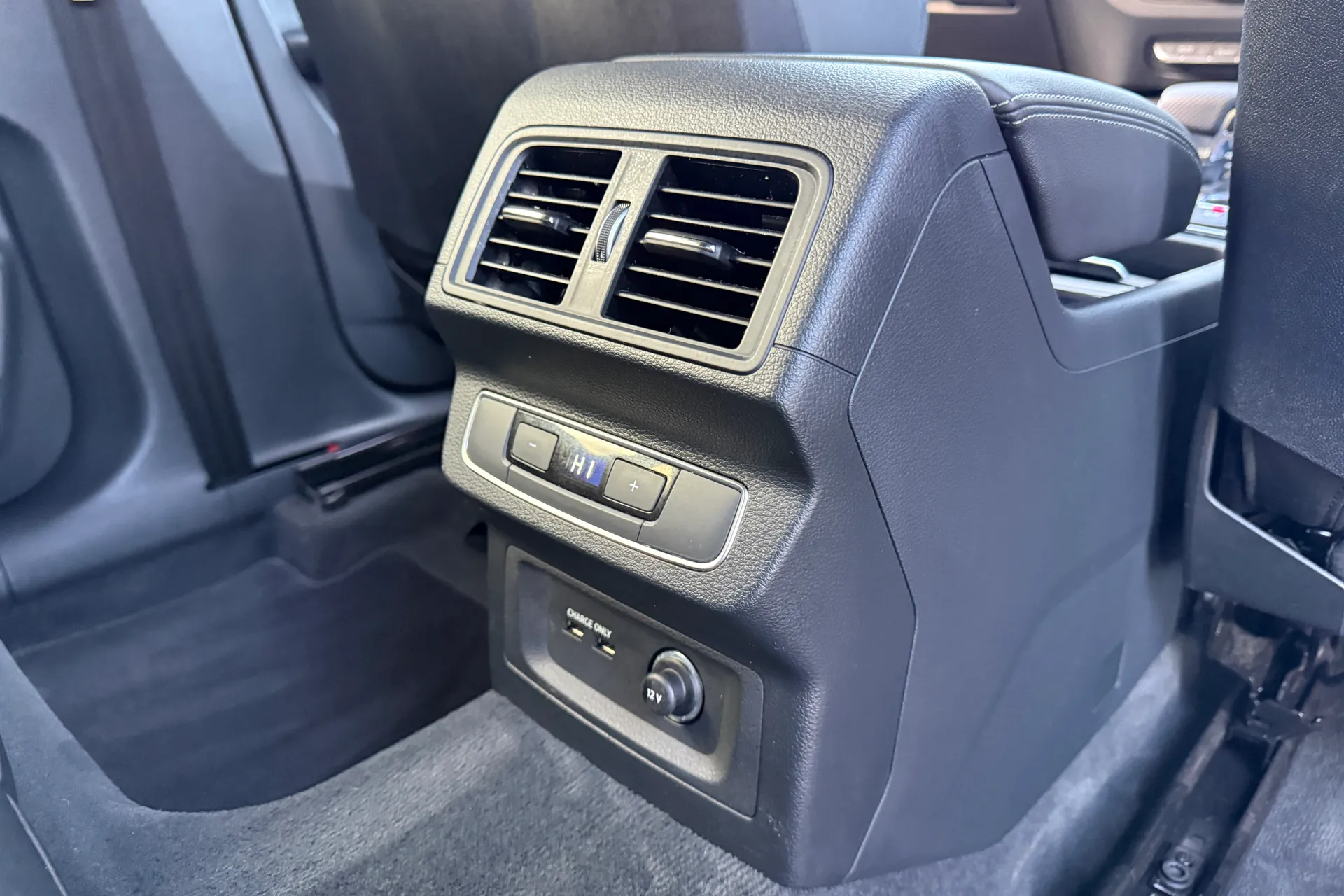 Audi Q5 thumbnail image number 50