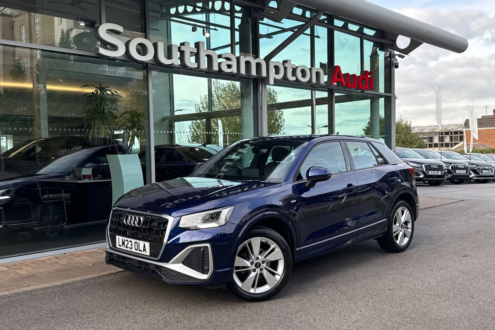 Audi Q2 thumbnail image number 9