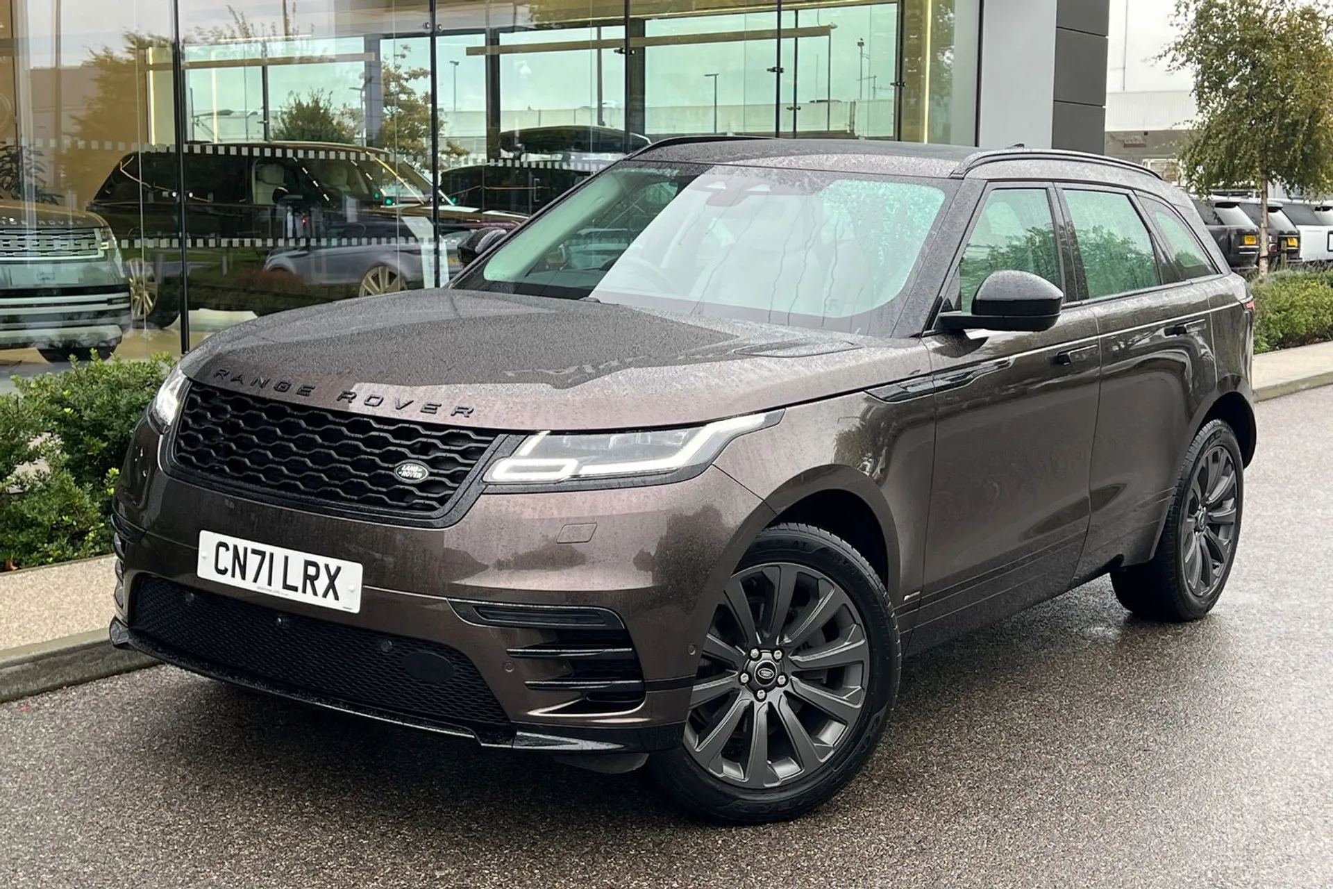 LAND ROVER RANGE ROVER VELAR thumbnail image number 13