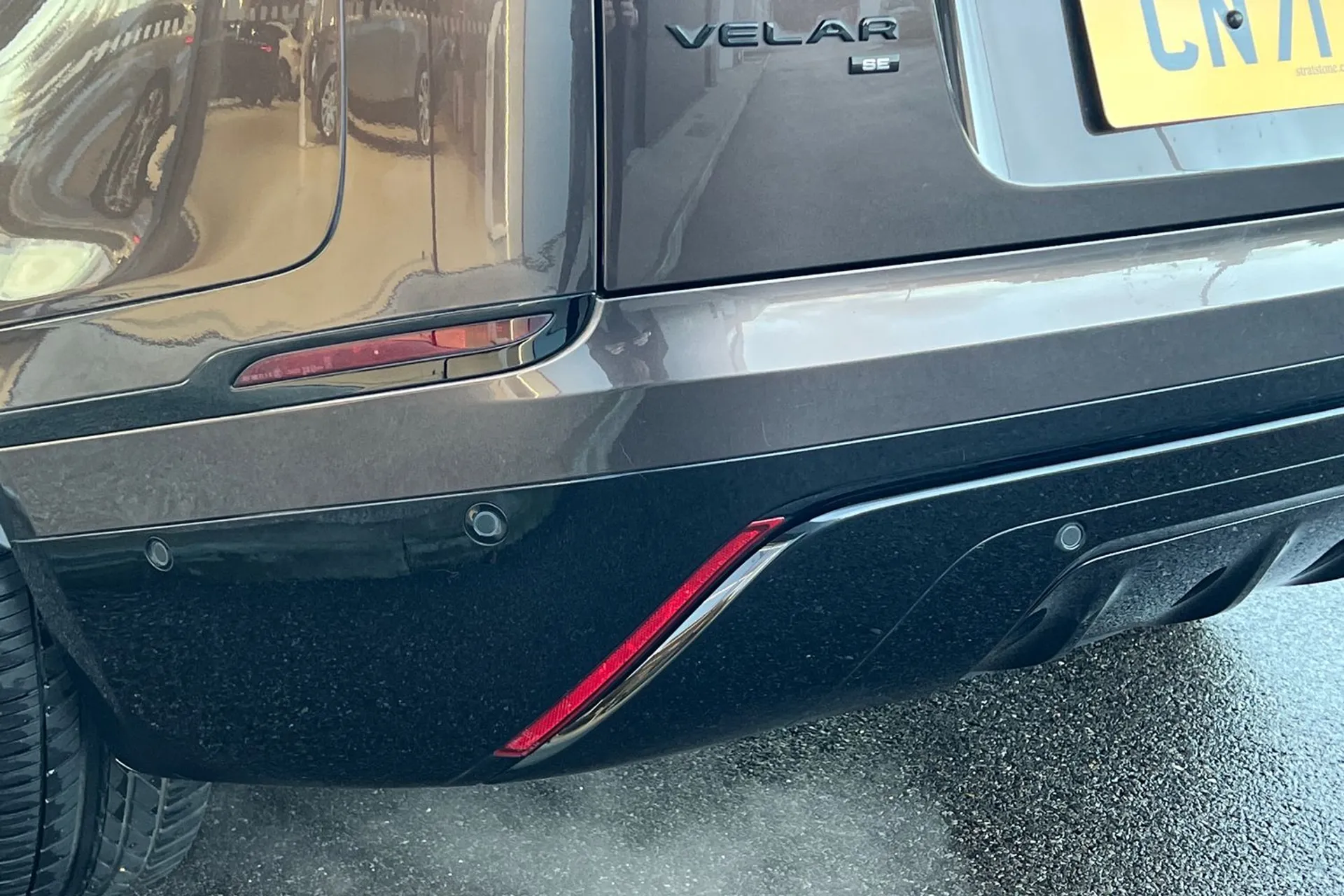 LAND ROVER RANGE ROVER VELAR thumbnail image number 24