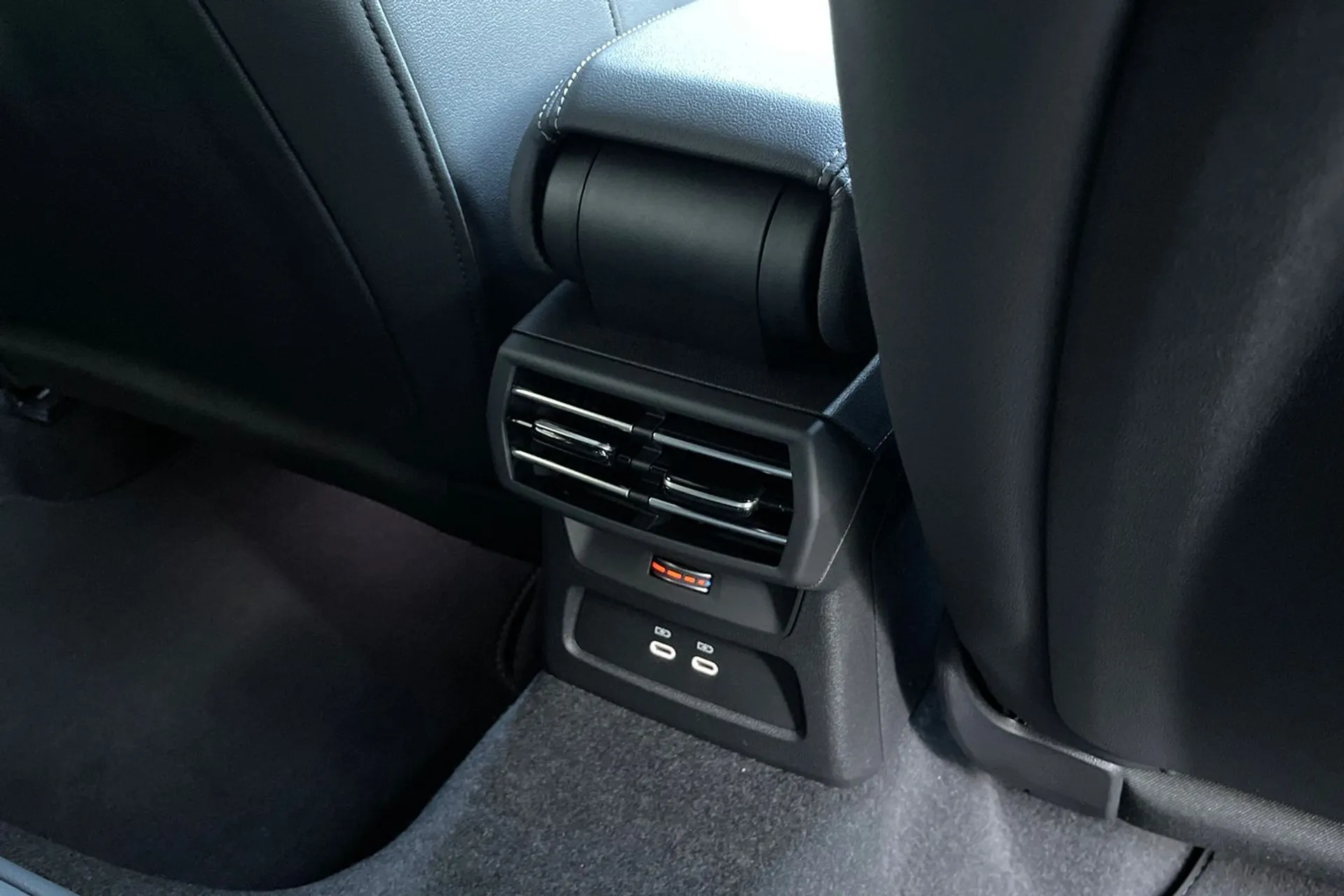 Audi A3 thumbnail image number 45