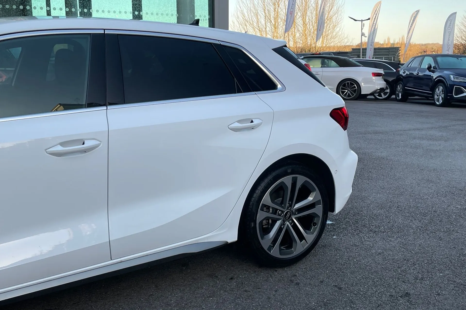 Audi A3 thumbnail image number 13