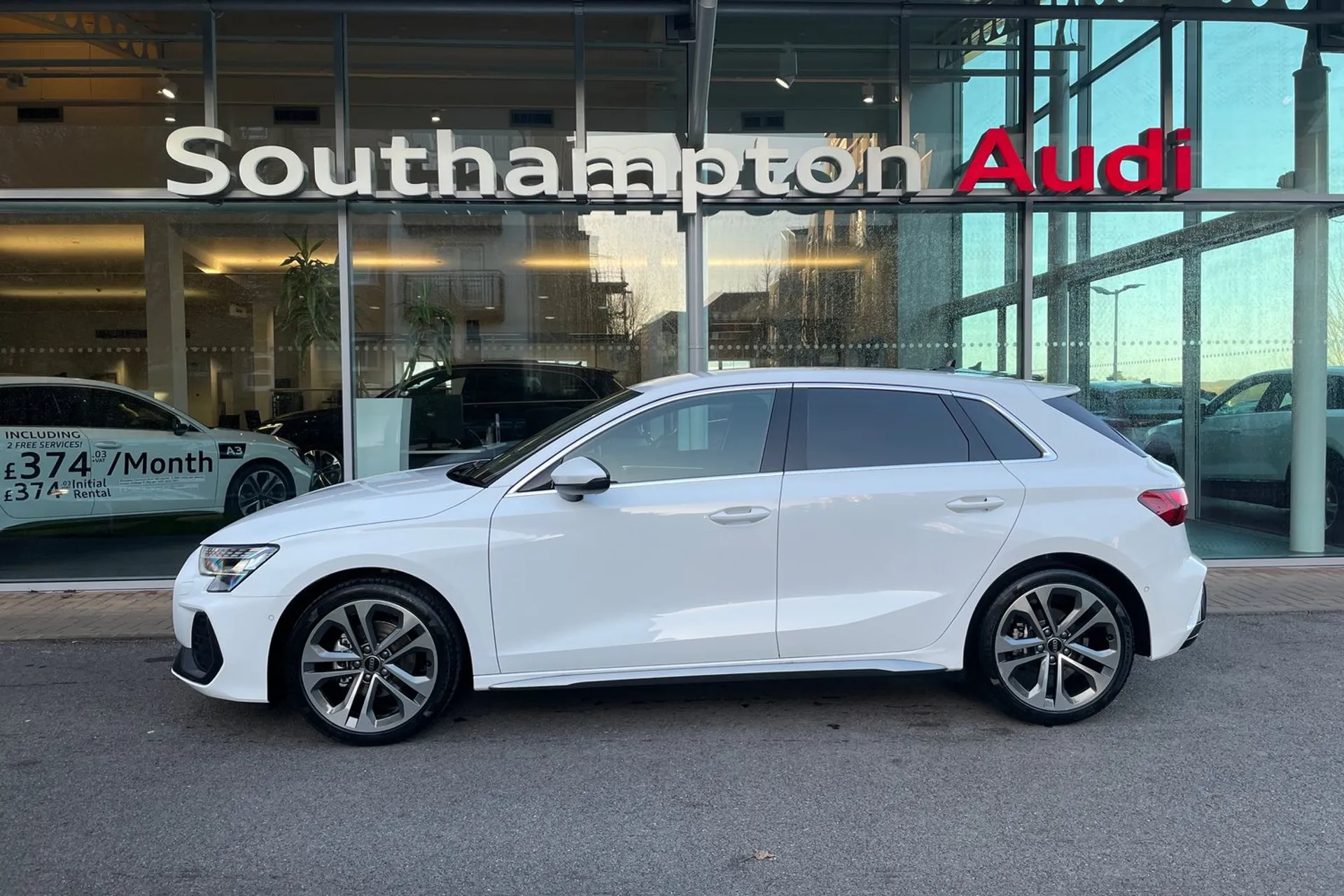 Audi A3 thumbnail image number 10