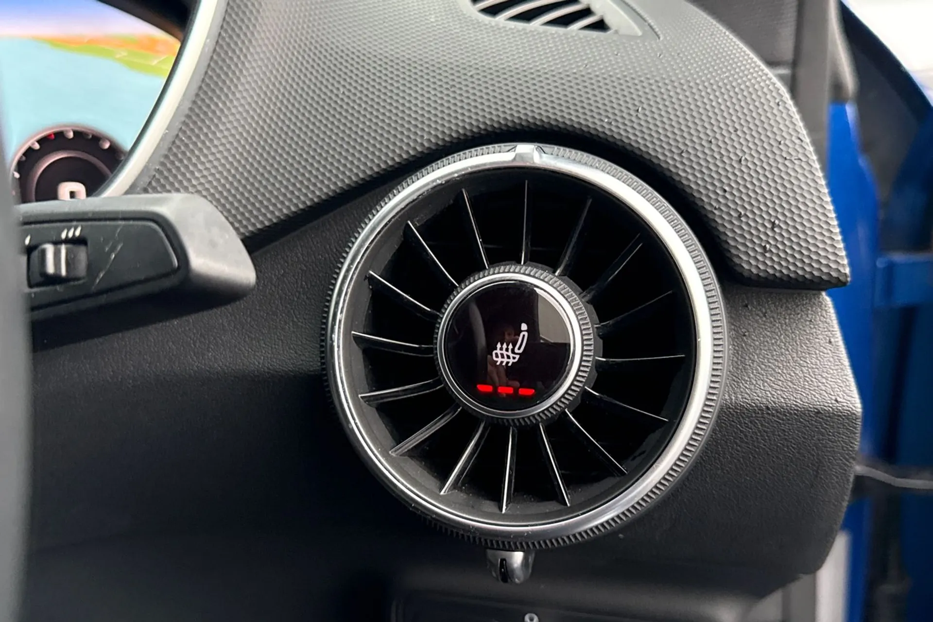 Audi TT thumbnail image number 21