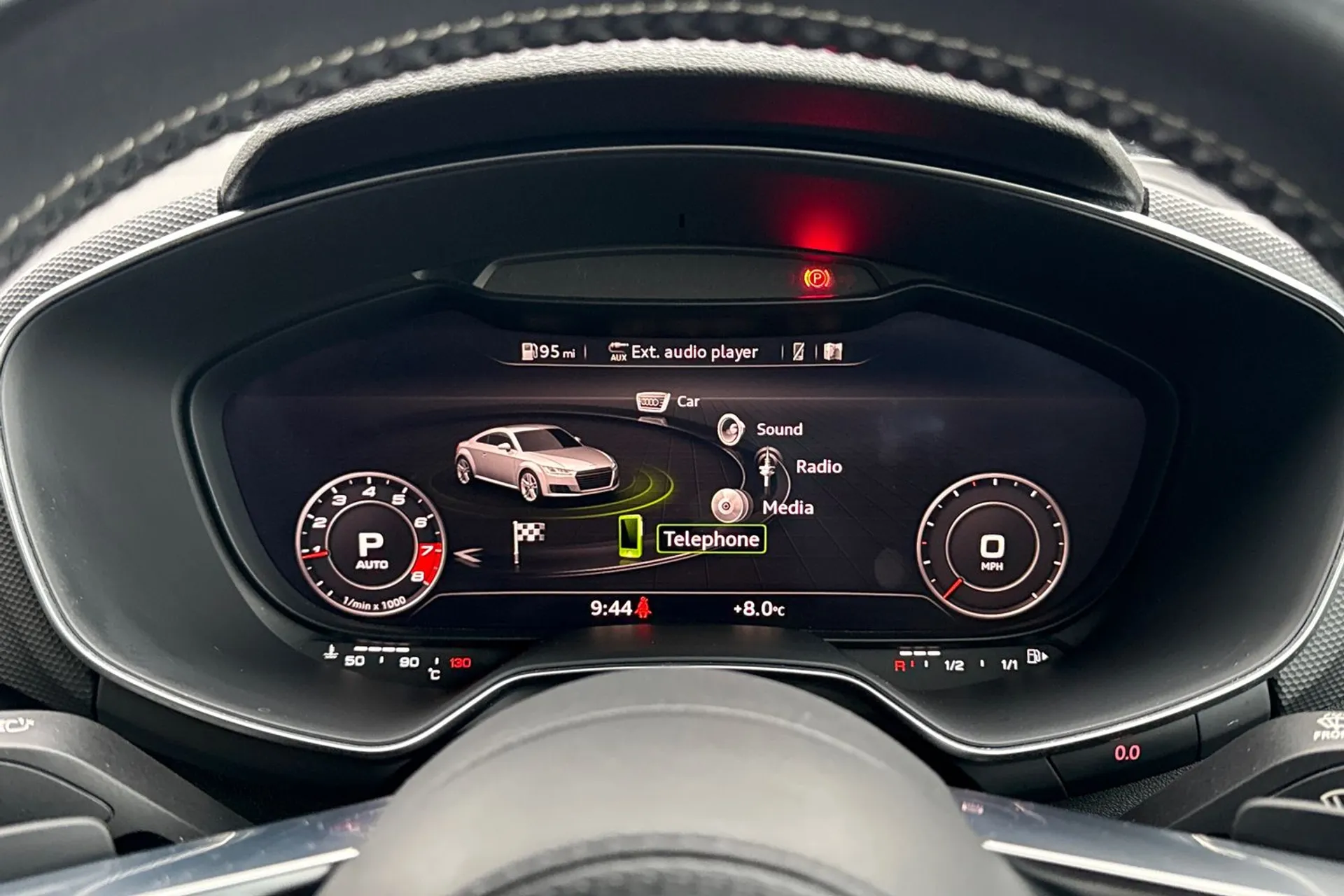 Audi TT thumbnail image number 16