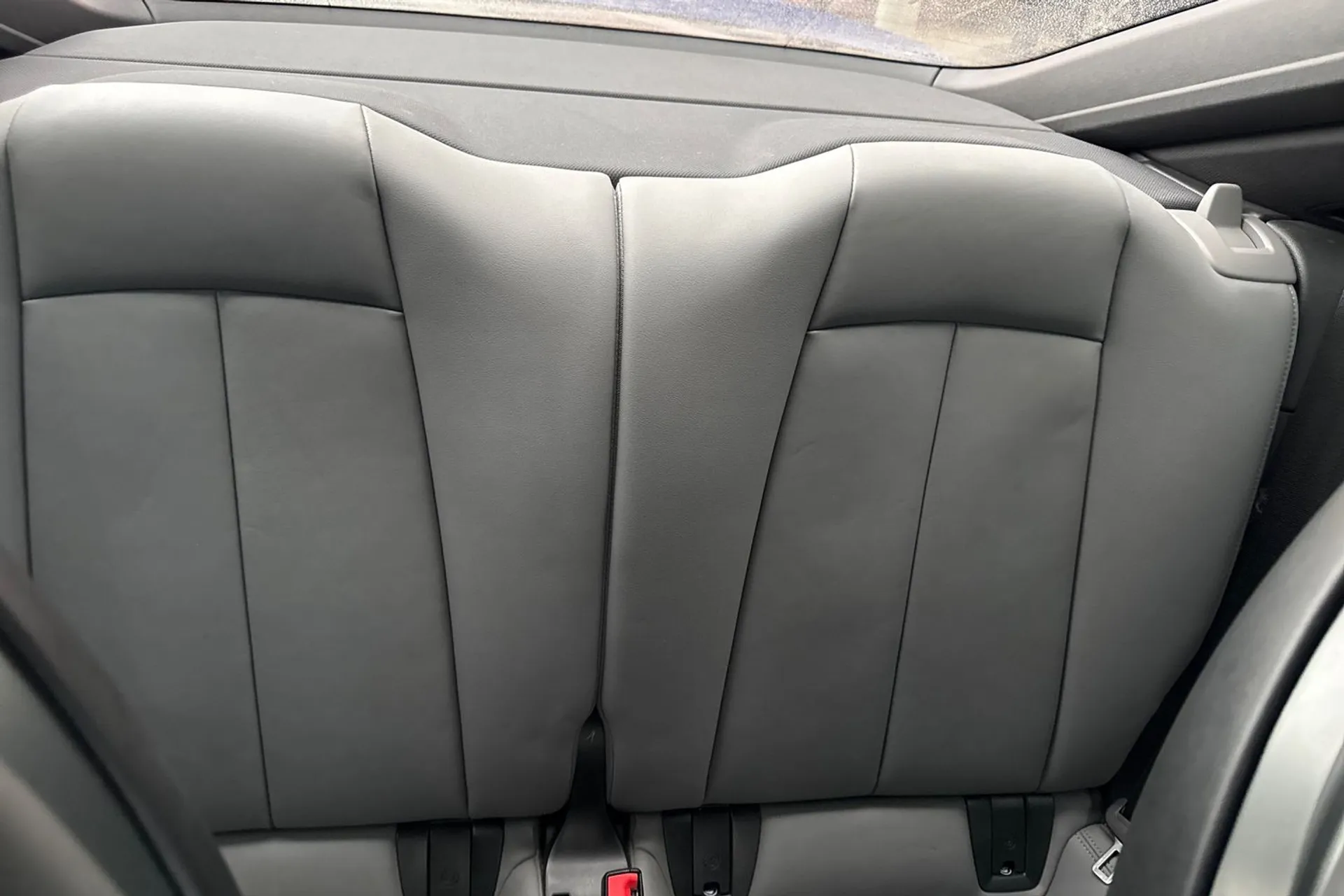 Audi TT thumbnail image number 43