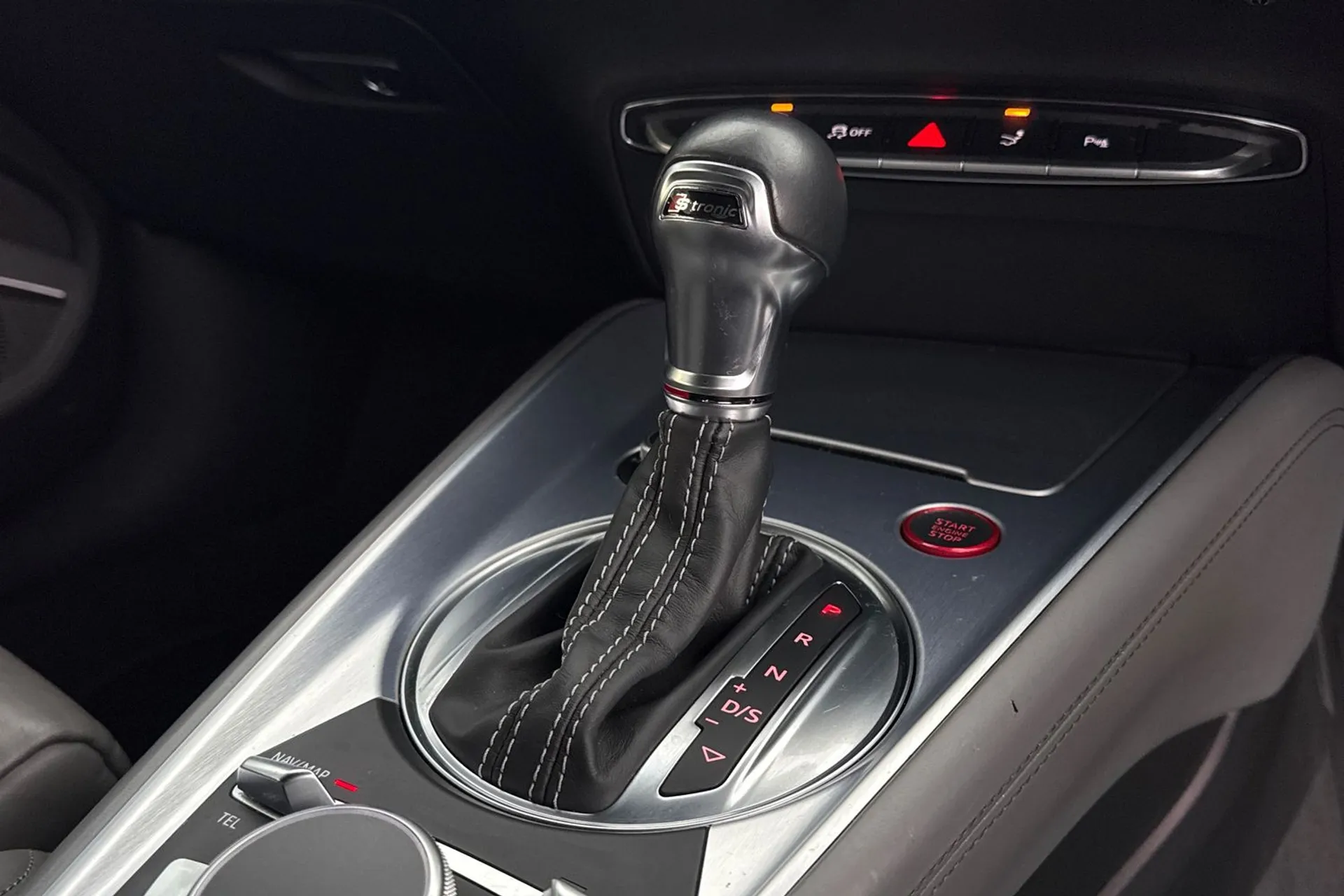 Audi TT thumbnail image number 25