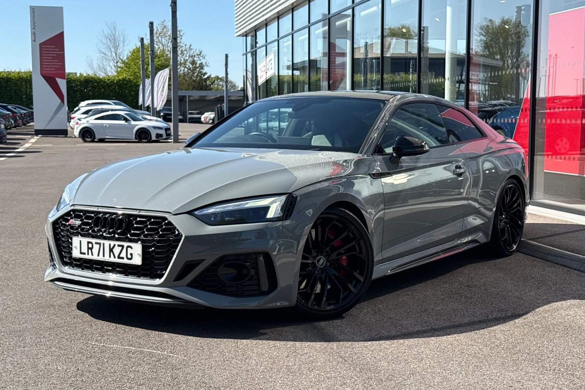Audi RS5 thumbnail image number 9