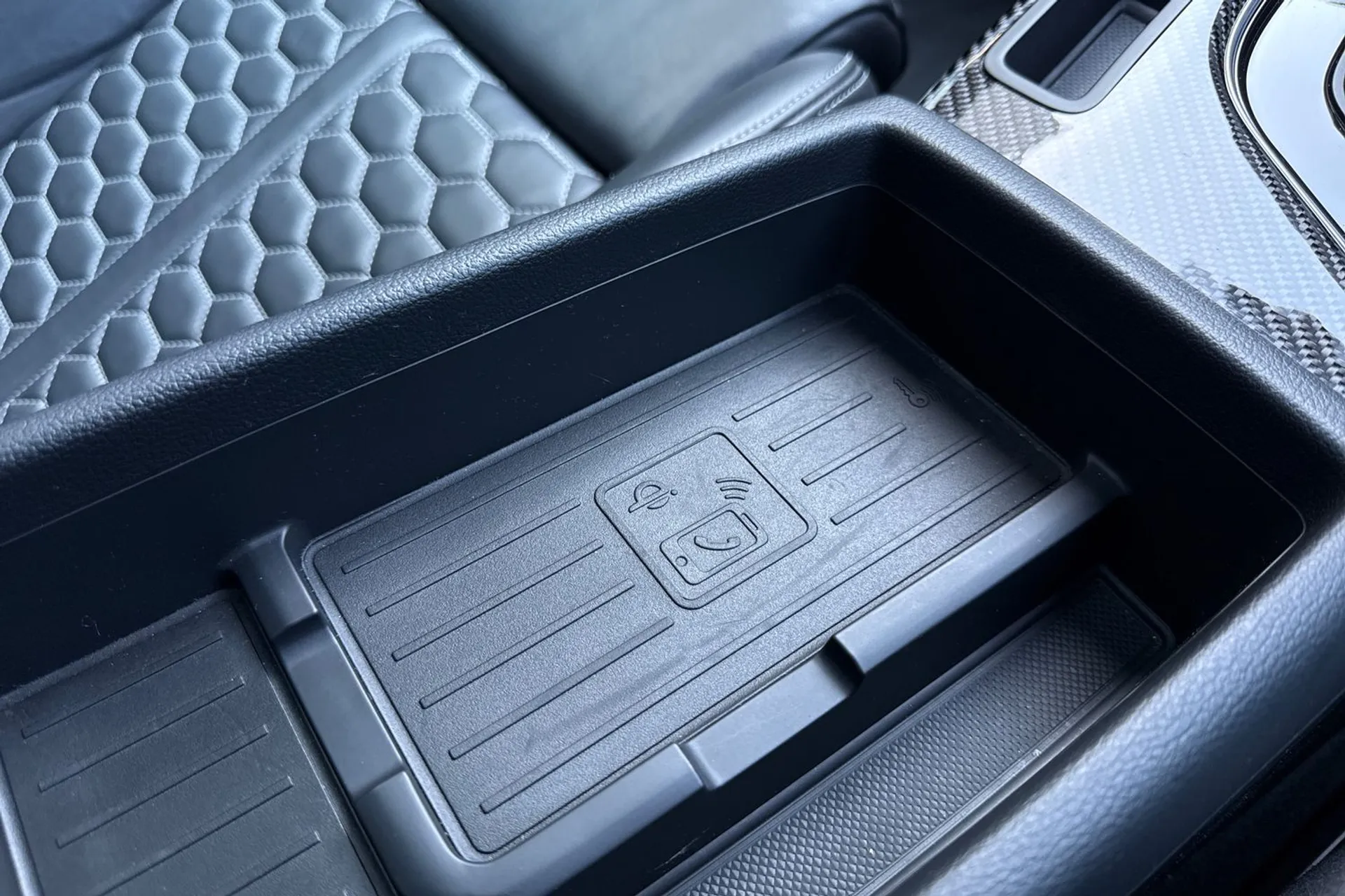 Audi RS5 thumbnail image number 35