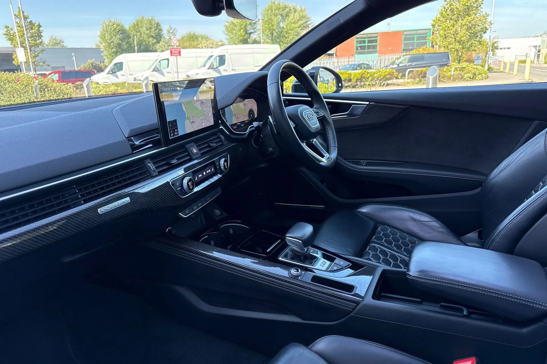 Audi RS5 thumbnail image number 44