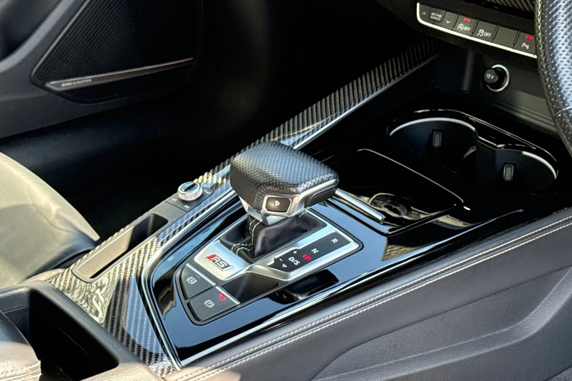 Audi RS5 thumbnail image number 16