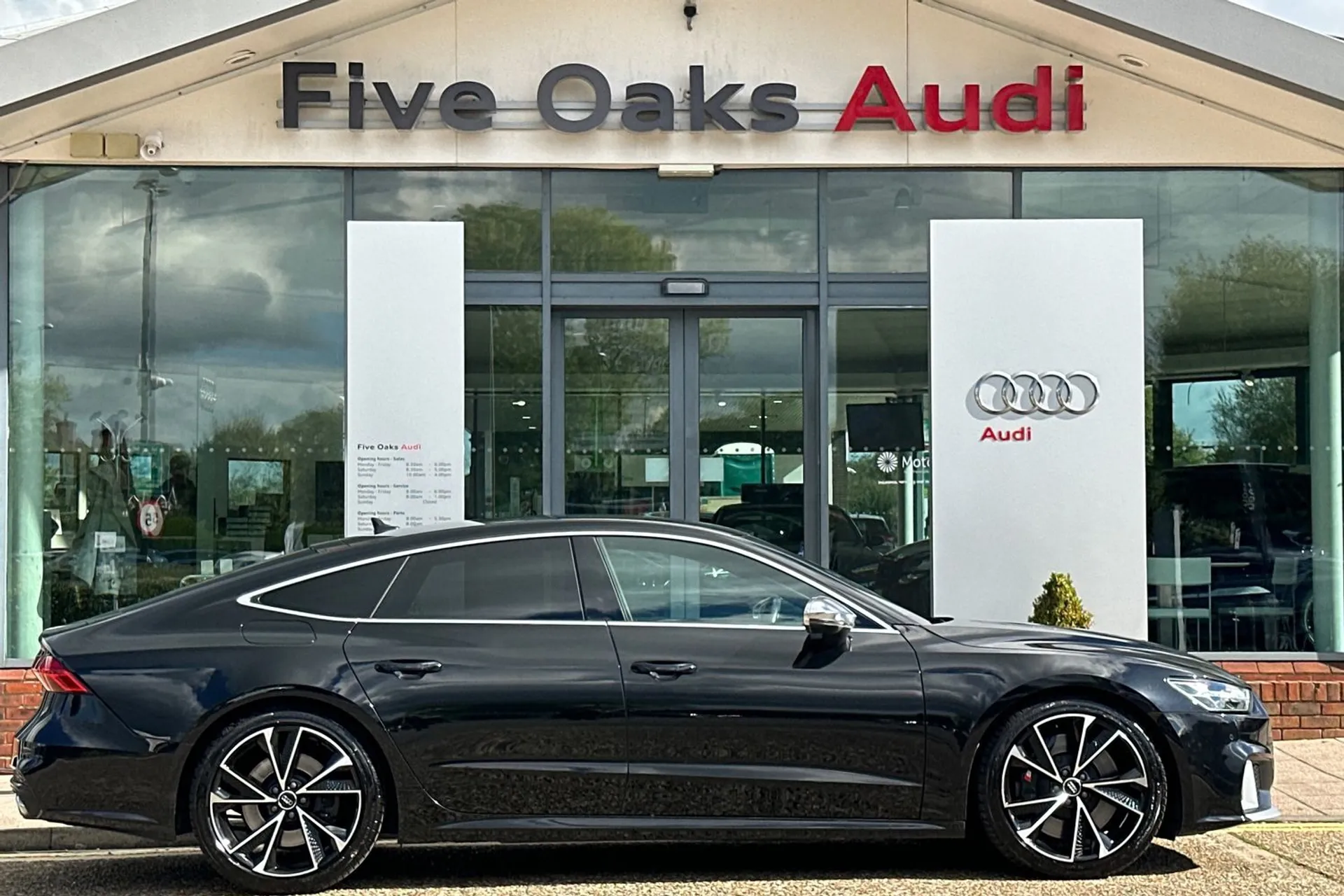 Audi A7 thumbnail image number 2