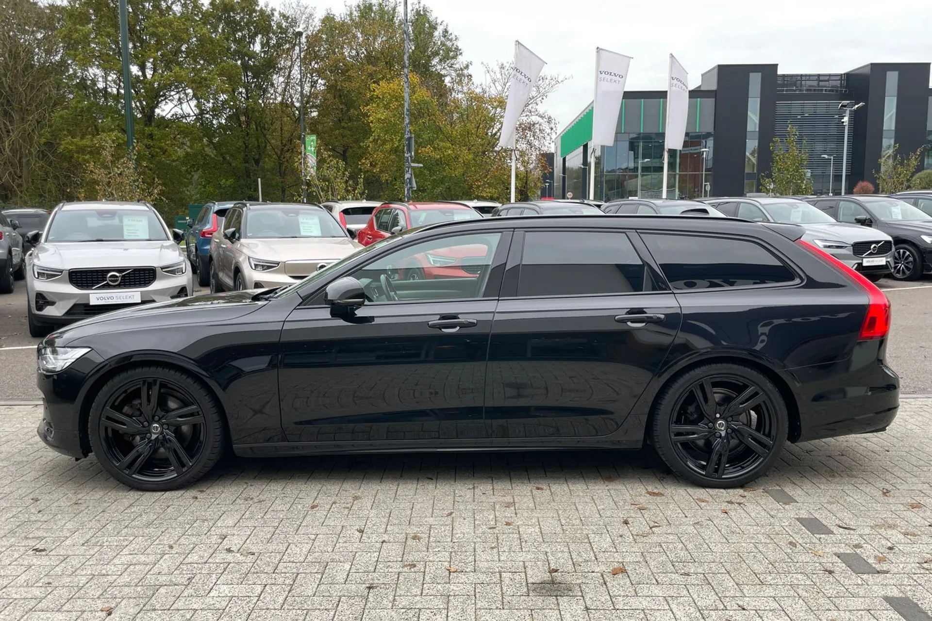 Volvo V90 thumbnail image number 10