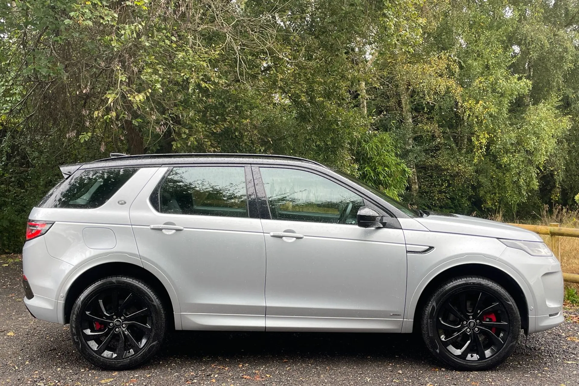 LAND ROVER DISCOVERY SPORT thumbnail image number 2