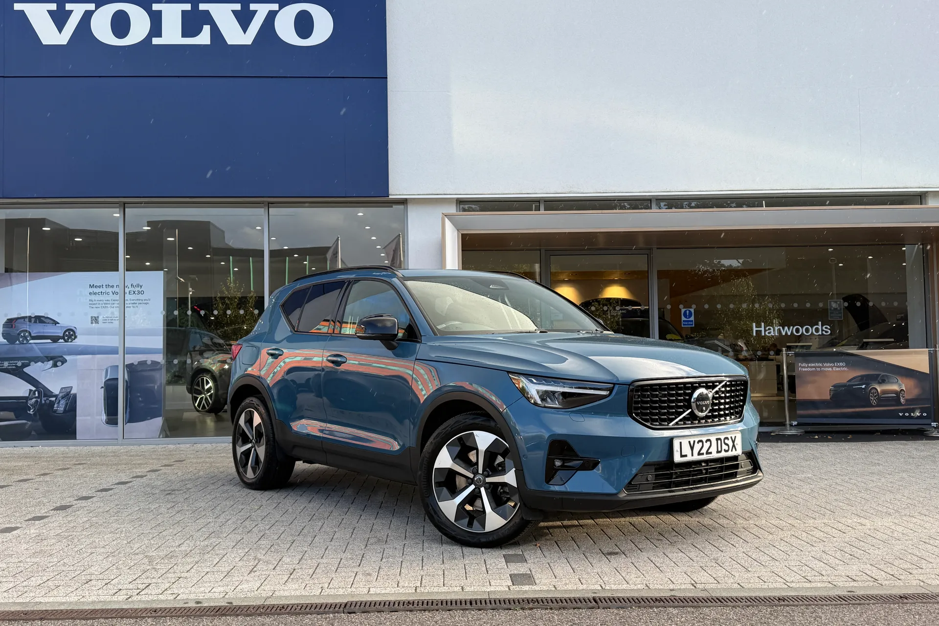 Volvo XC40 focused image