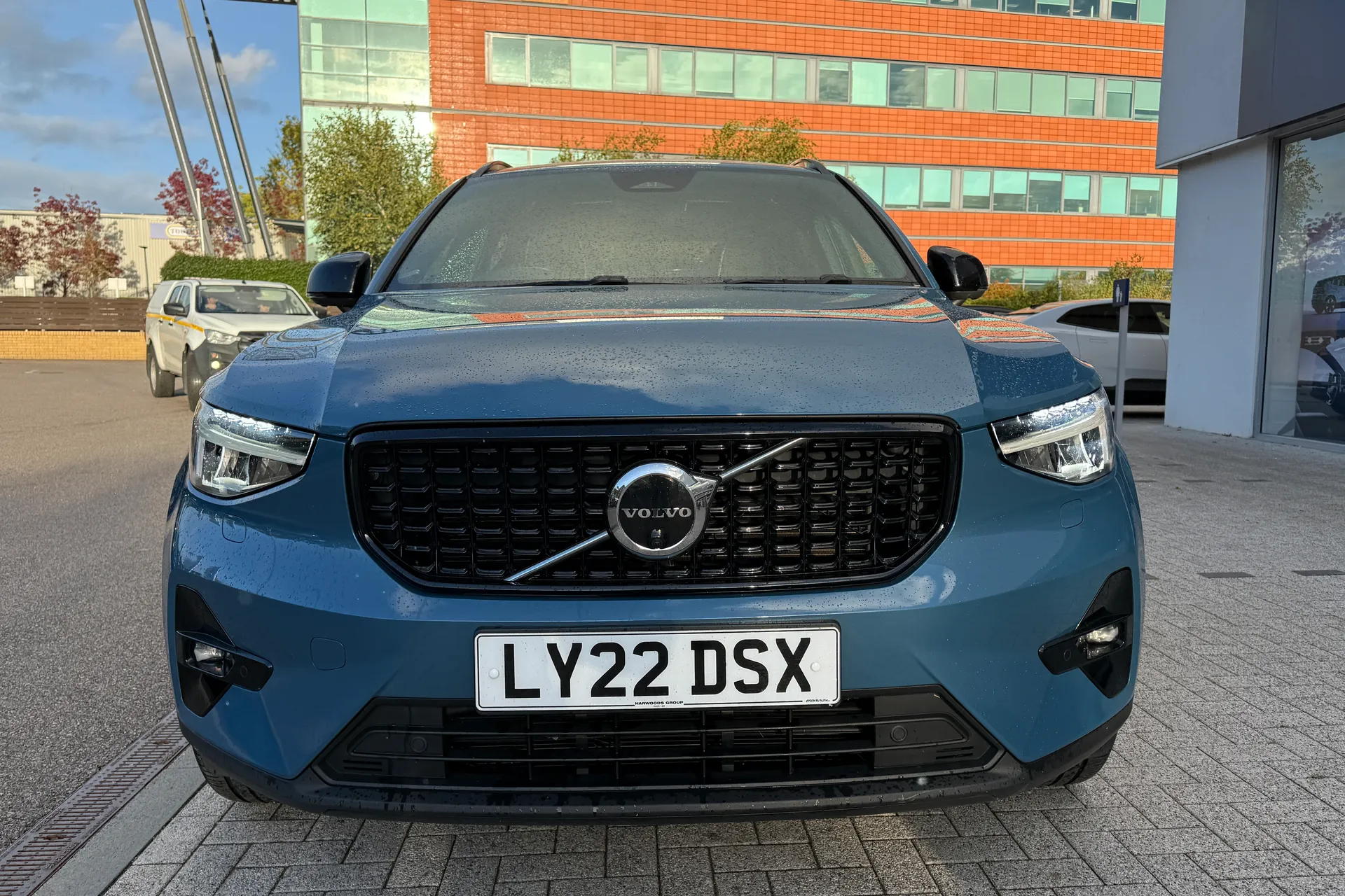 Volvo XC40 thumbnail image number 14