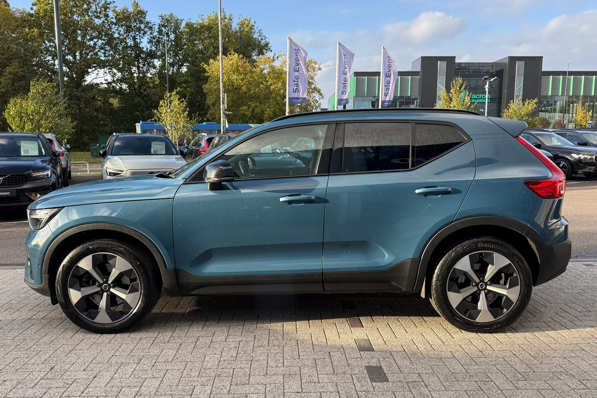 Volvo XC40 thumbnail image number 12