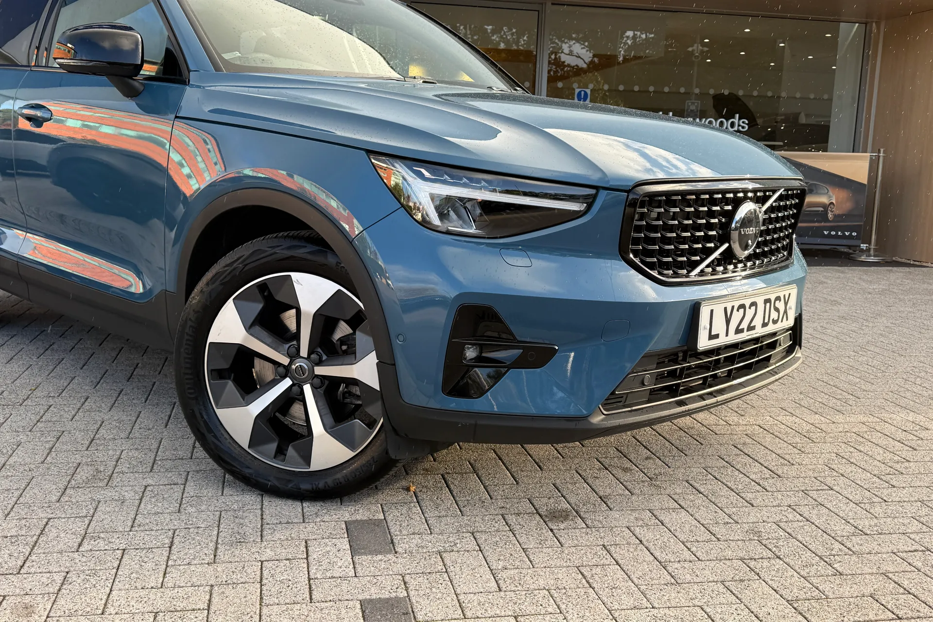 Volvo XC40 thumbnail image number 8