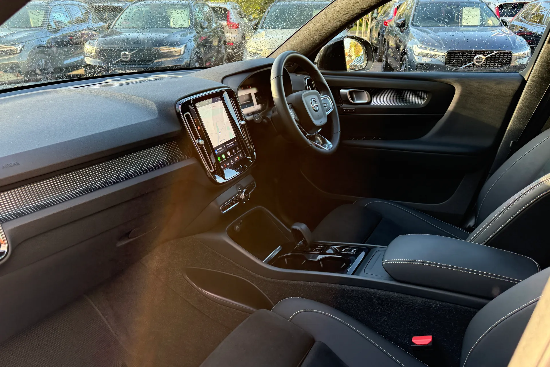 Volvo XC40 thumbnail image number 28