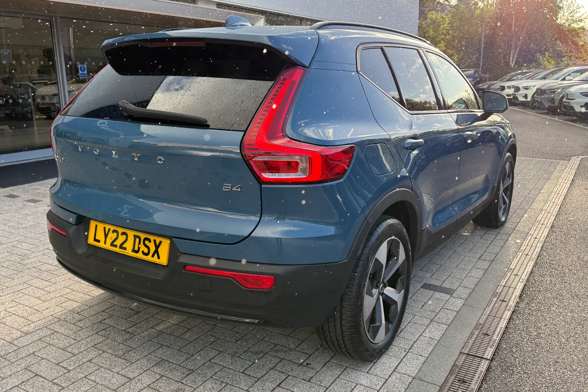 Volvo XC40 thumbnail image number 9