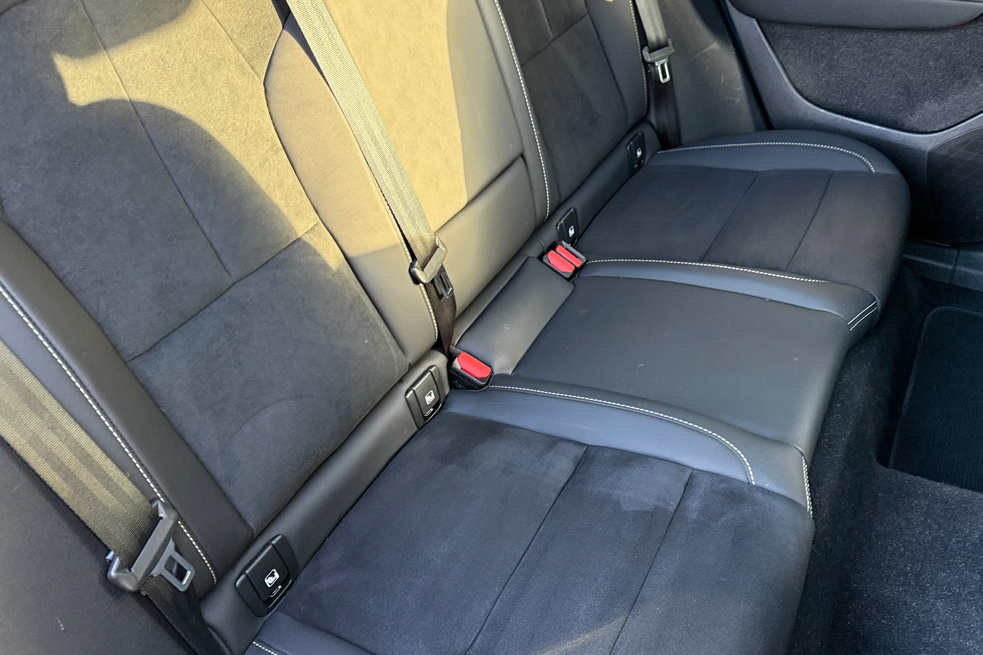 Volvo XC40 thumbnail image number 26