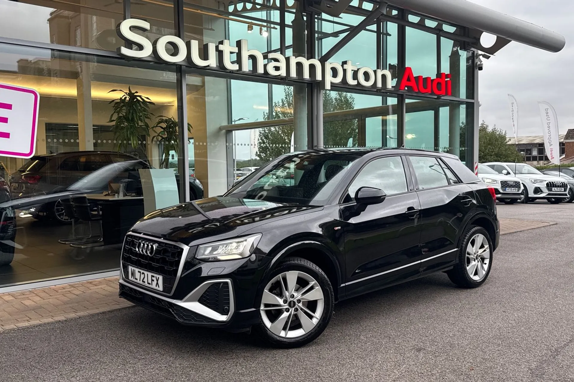 Audi Q2 thumbnail image number 9