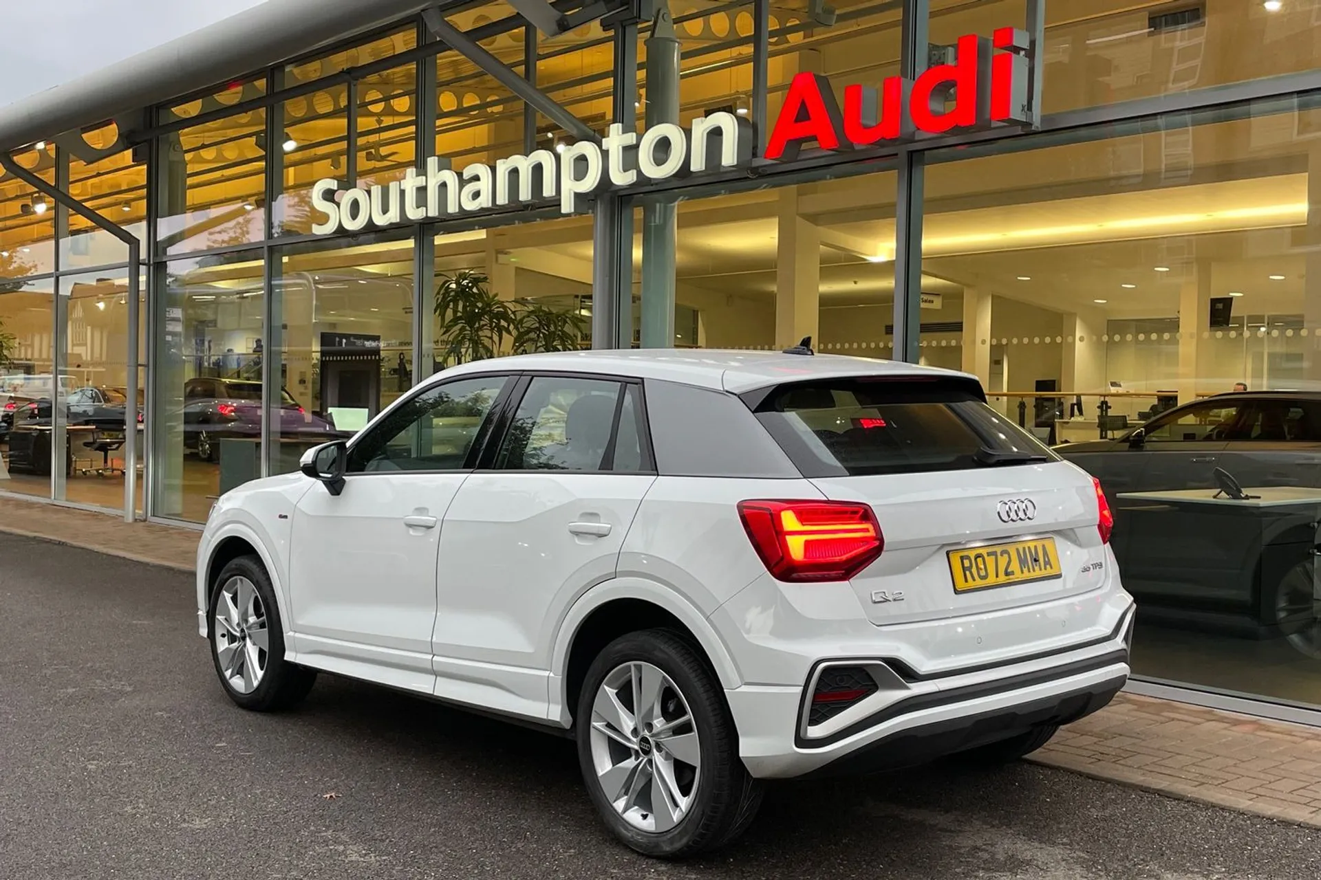 Audi Q2 thumbnail image number 8