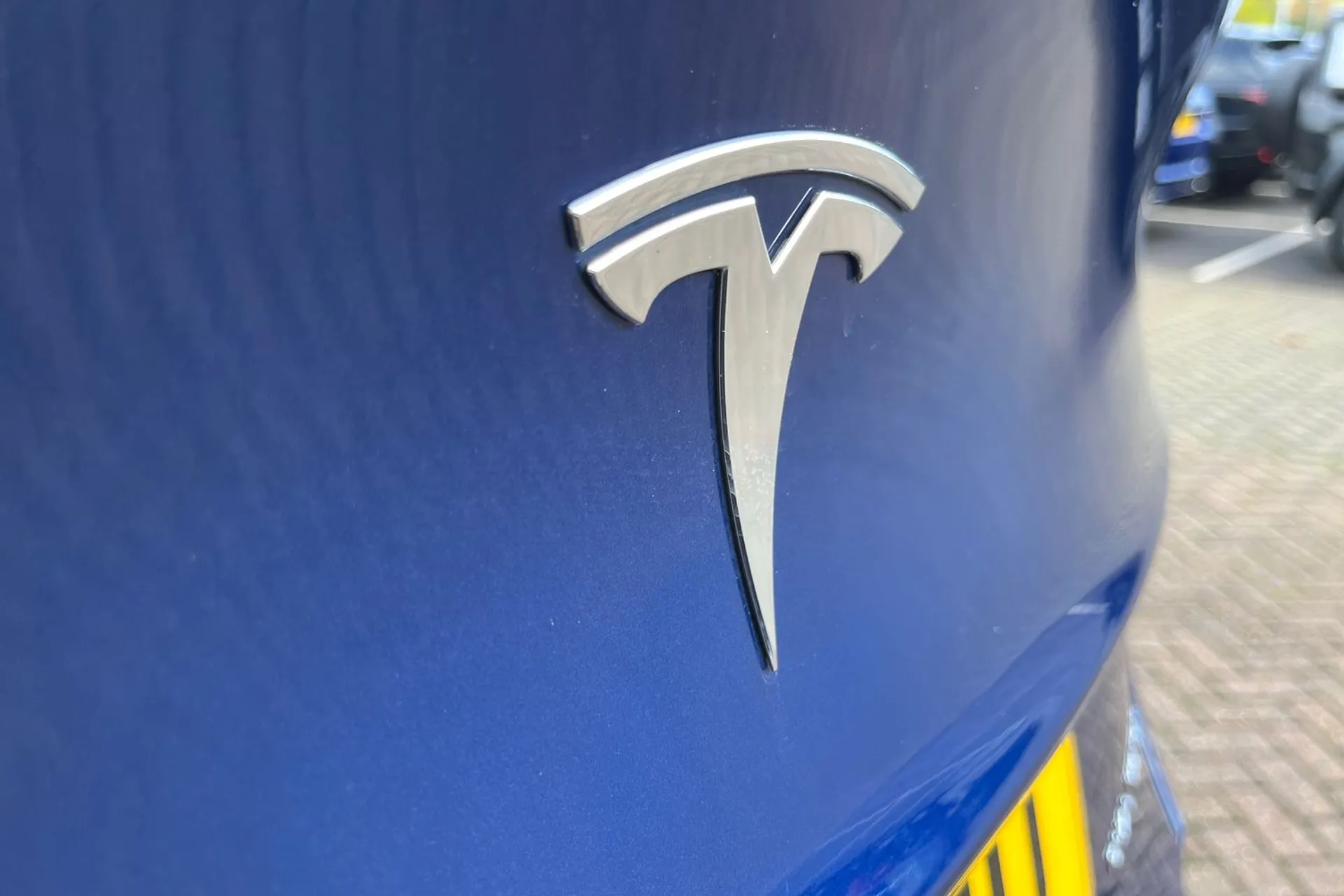 TESLA MODEL Y thumbnail image number 49