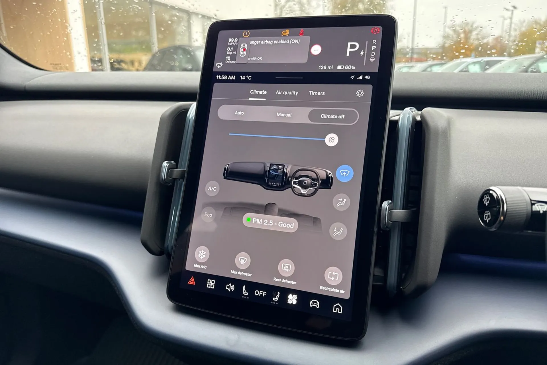 Volvo EX30 thumbnail image number 38