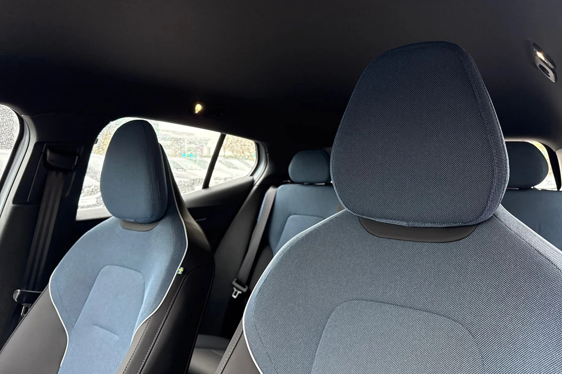 Volvo EX30 thumbnail image number 29