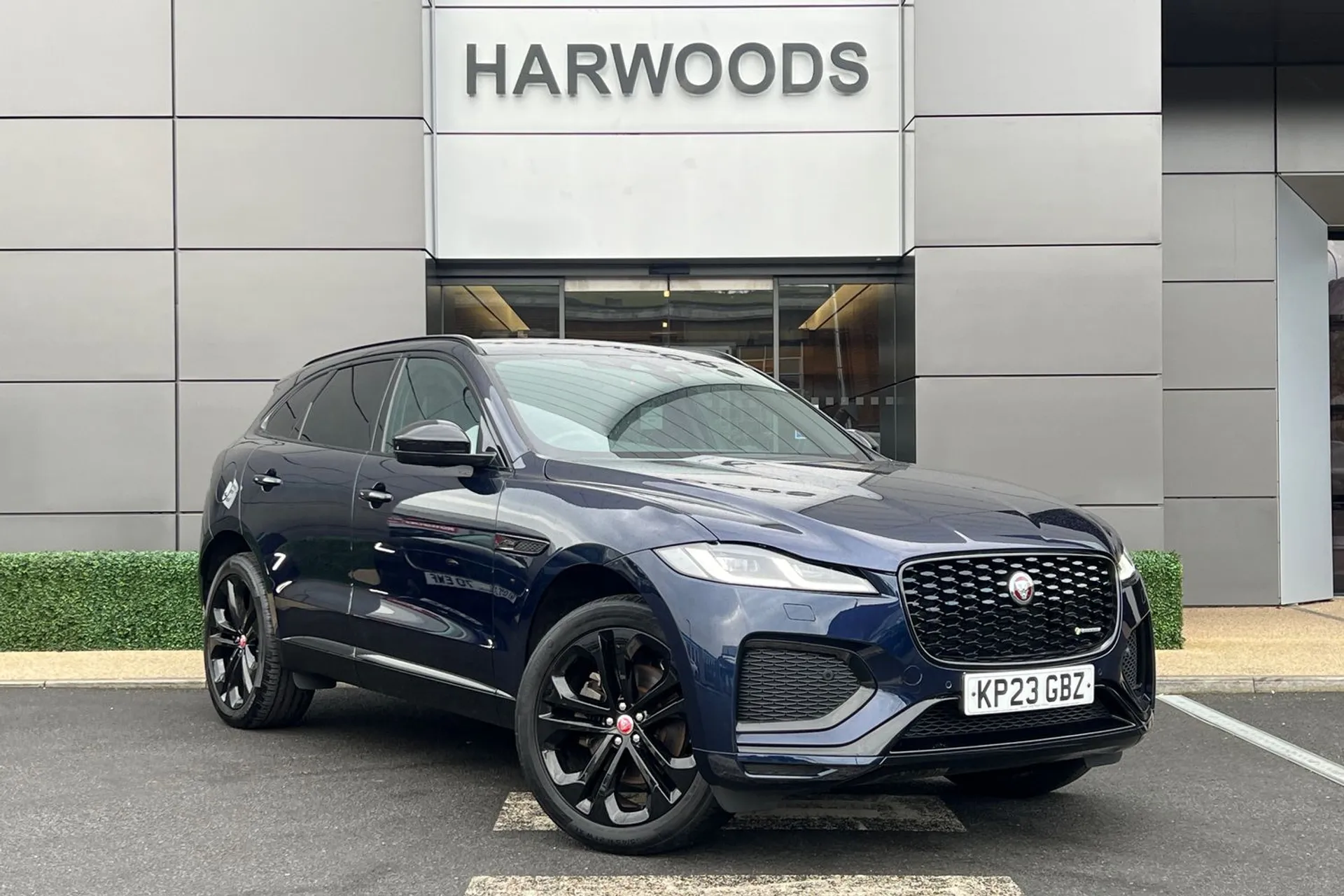 Jaguar F-PACE focused image