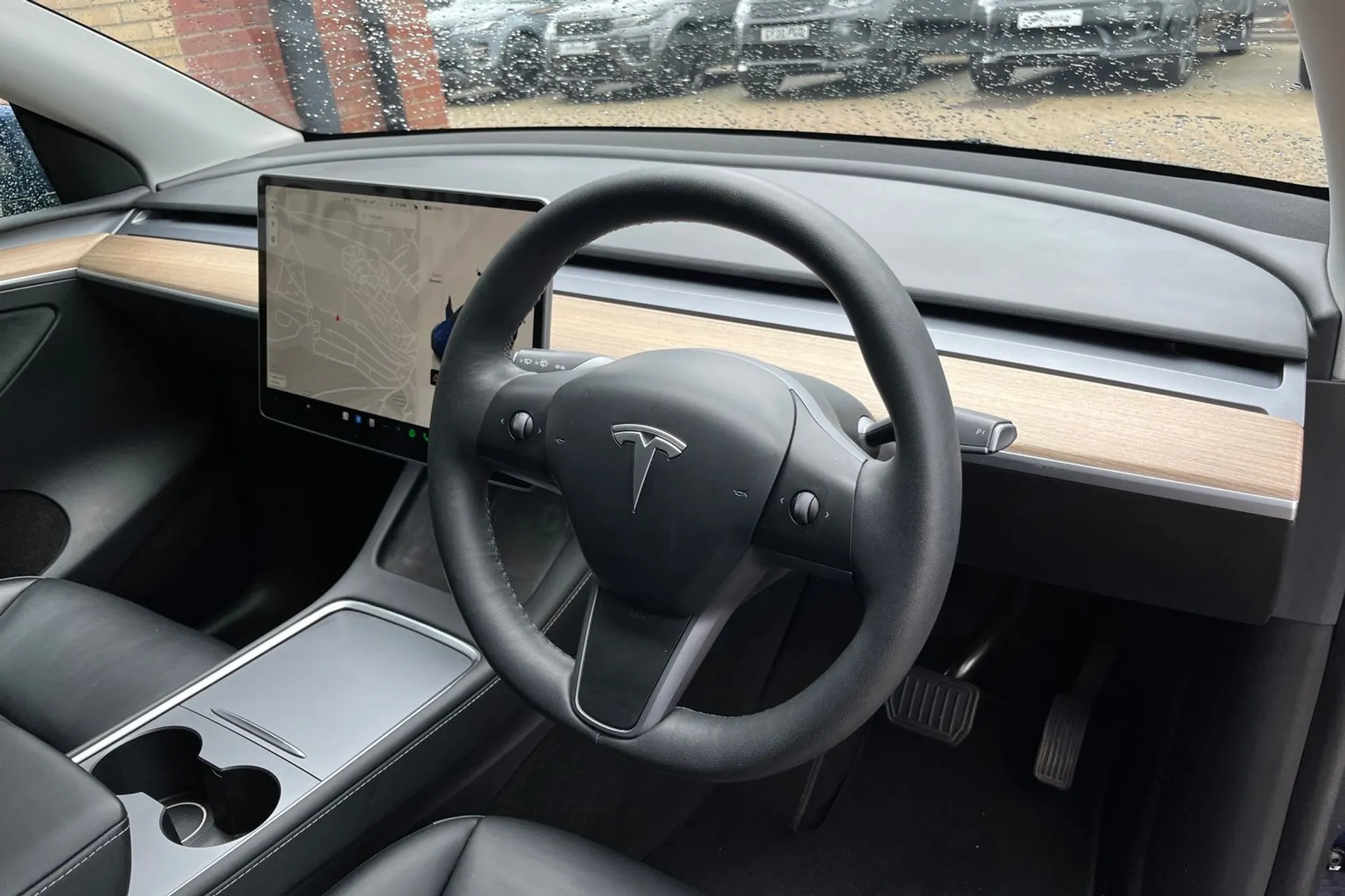 TESLA MODEL Y thumbnail image number 20