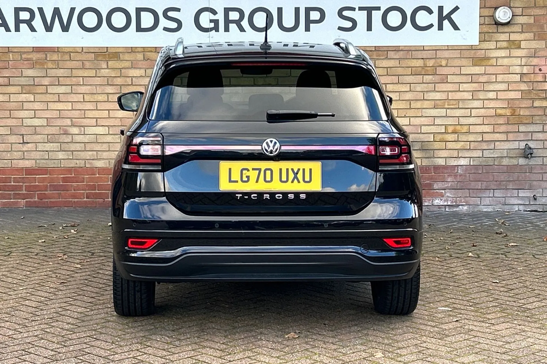 VOLKSWAGEN T-CROSS thumbnail image number 14