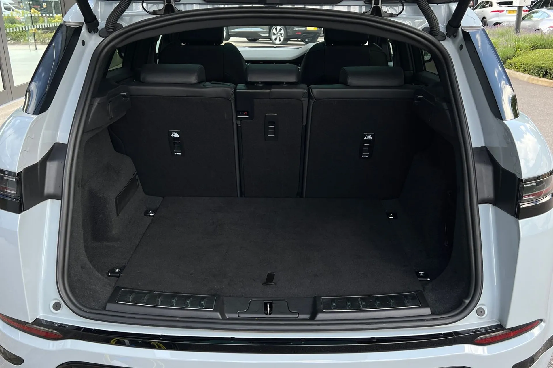 LAND ROVER RANGE ROVER EVOQUE thumbnail image number 28