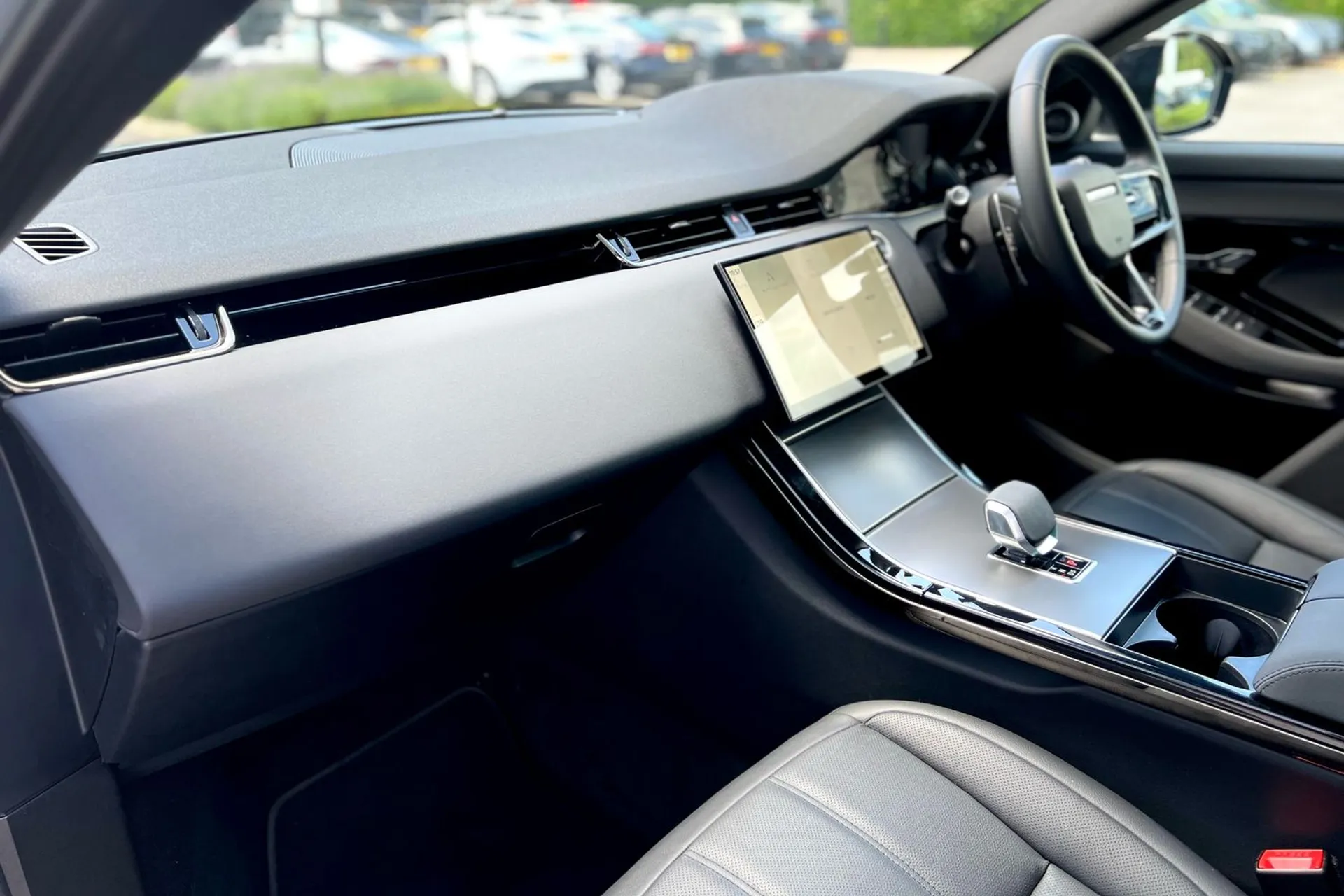 LAND ROVER RANGE ROVER EVOQUE thumbnail image number 41