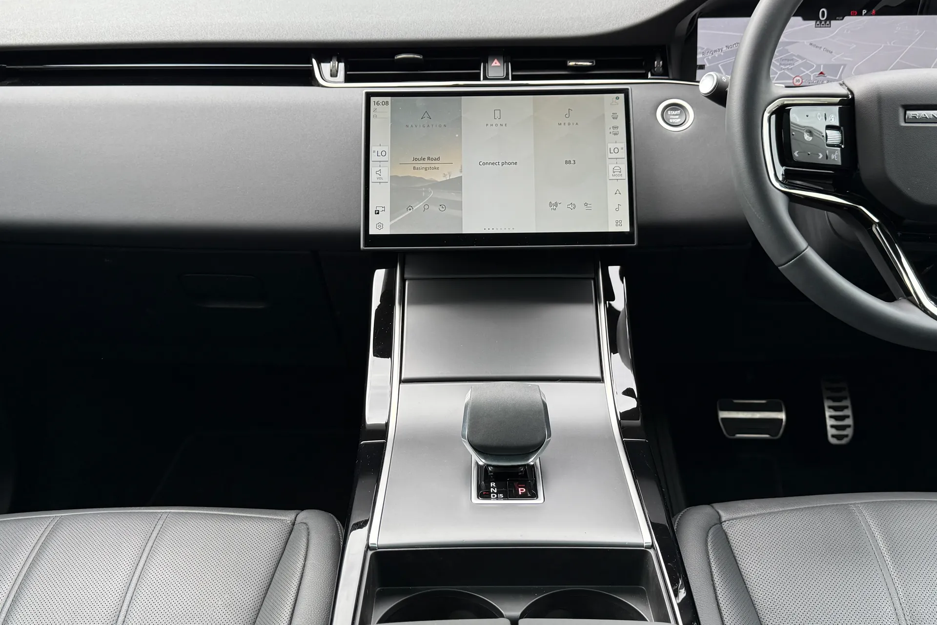 LAND ROVER RANGE ROVER EVOQUE thumbnail image number 15