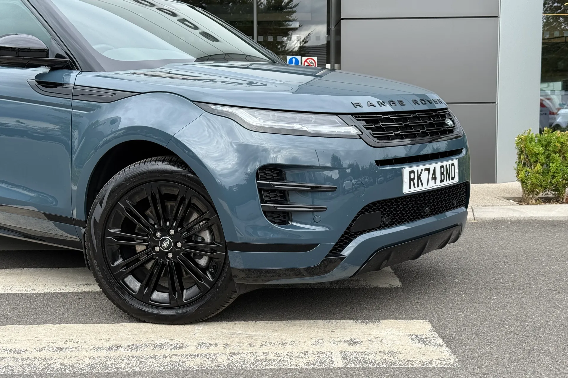 LAND ROVER RANGE ROVER EVOQUE thumbnail image number 30