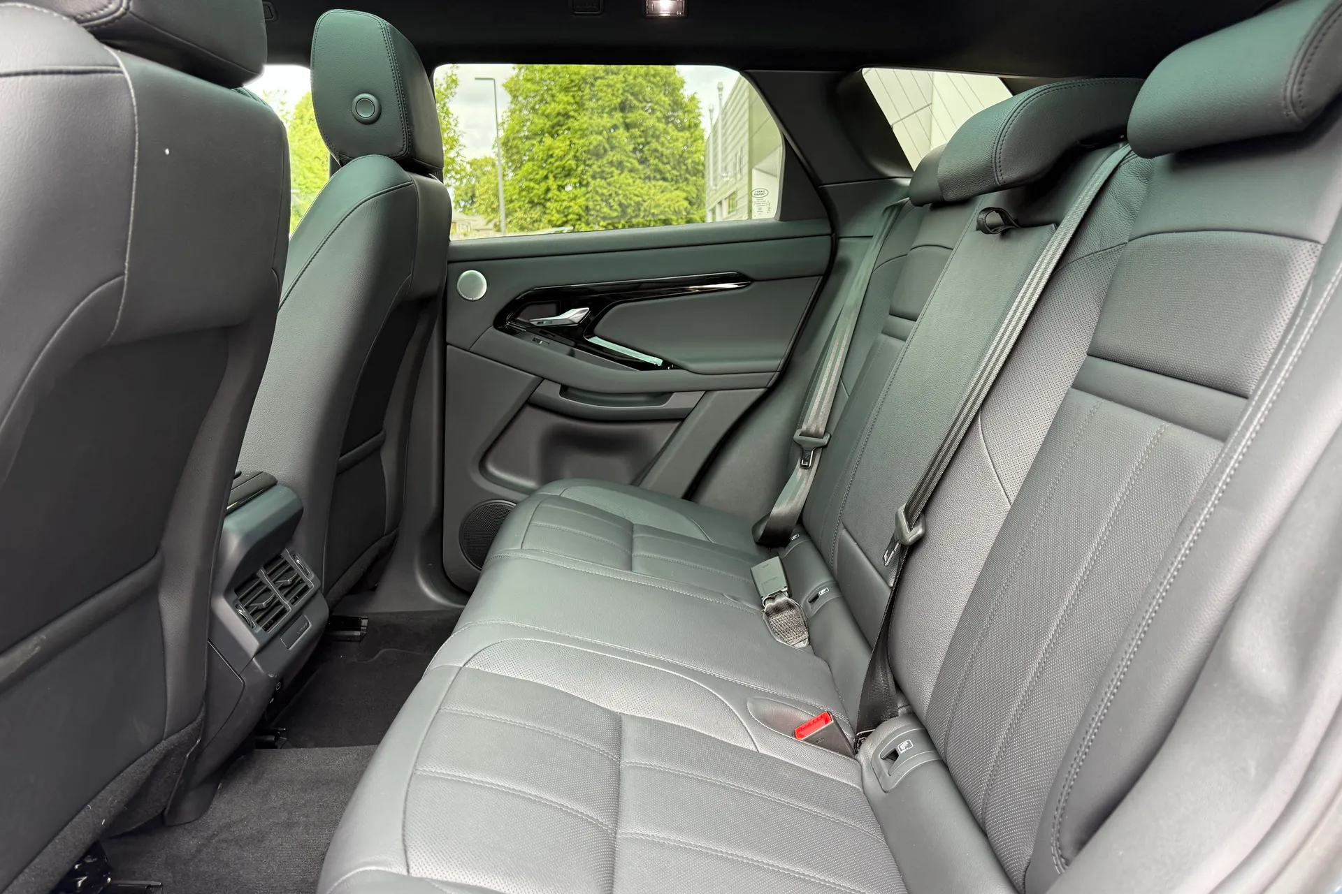 LAND ROVER RANGE ROVER EVOQUE thumbnail image number 50
