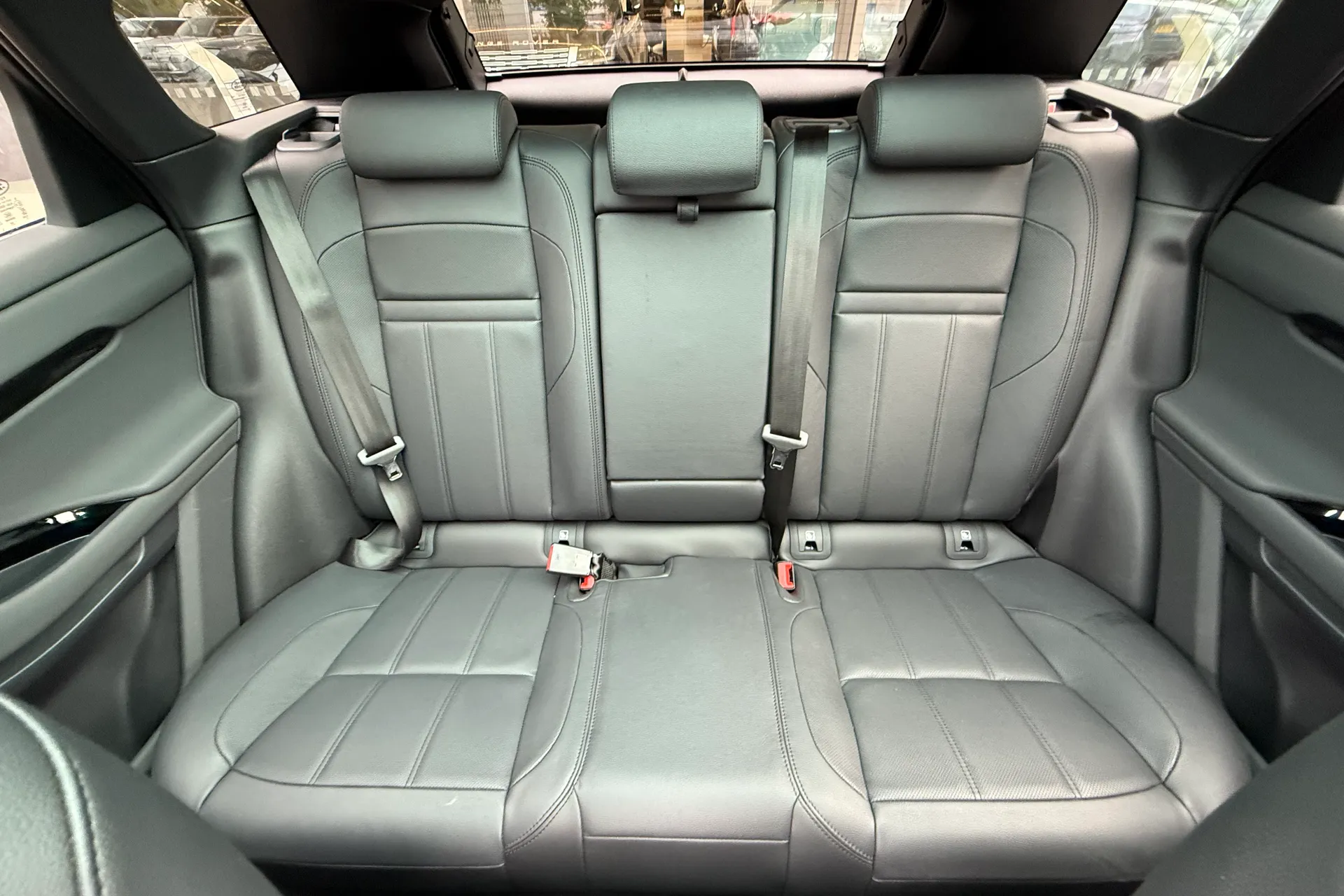 LAND ROVER RANGE ROVER EVOQUE thumbnail image number 11