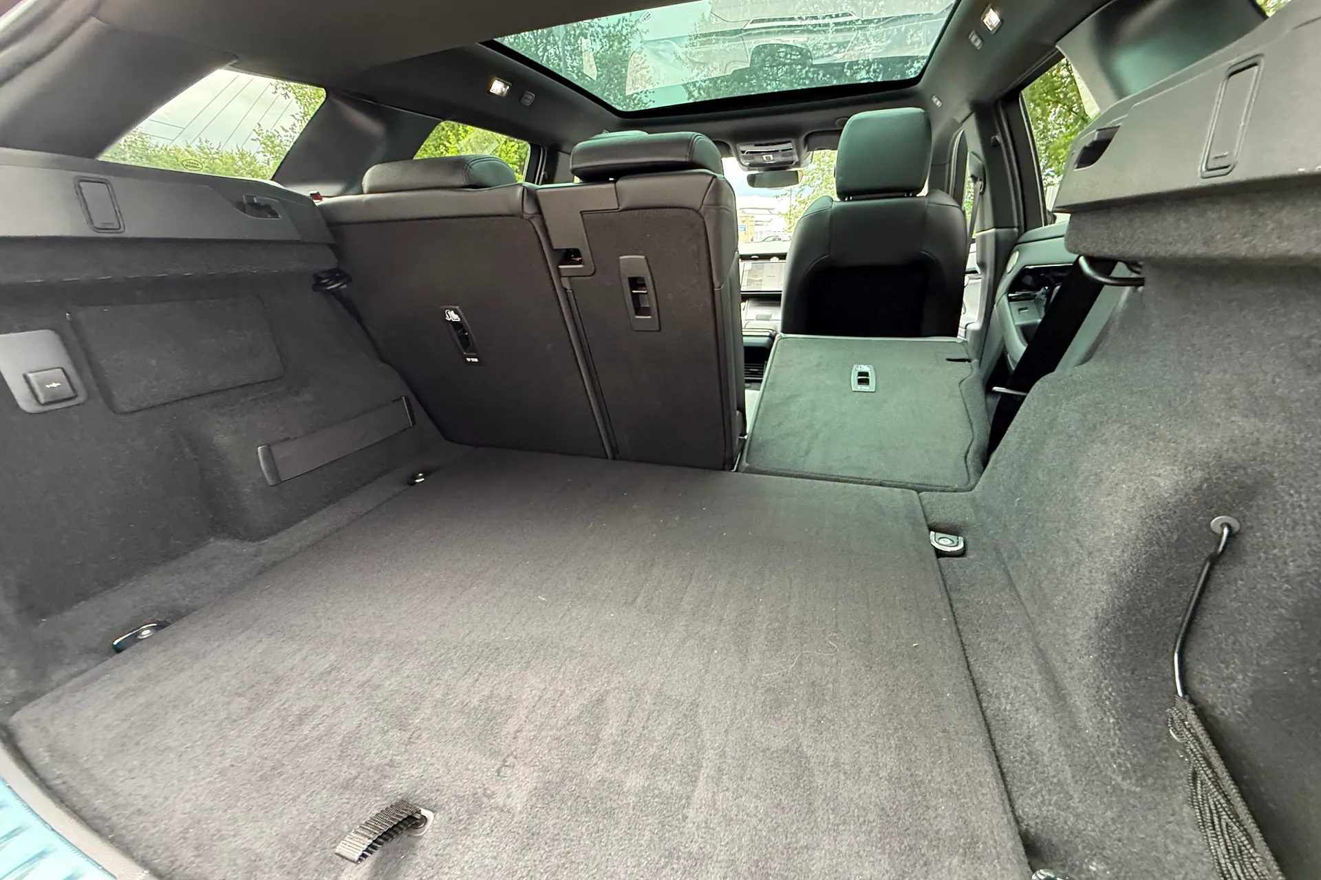 LAND ROVER RANGE ROVER EVOQUE thumbnail image number 40
