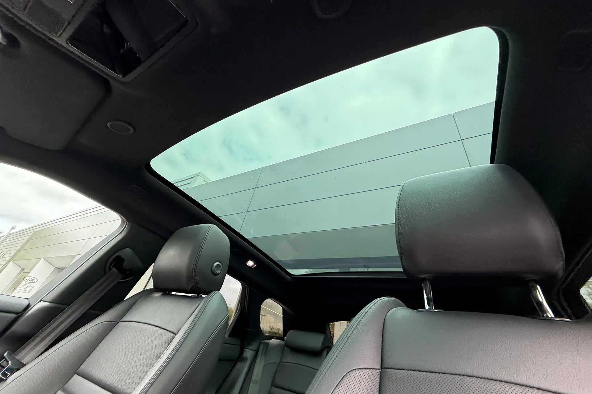 LAND ROVER RANGE ROVER EVOQUE thumbnail image number 5
