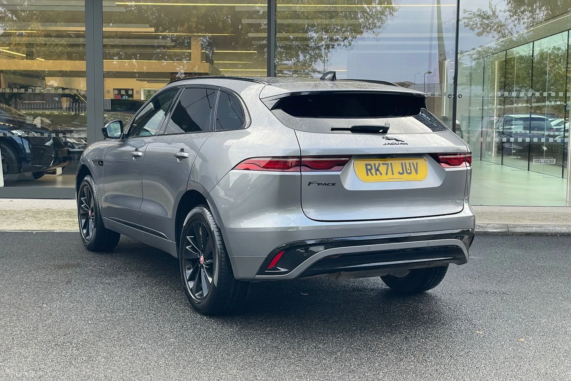 Jaguar F-PACE thumbnail image number 62