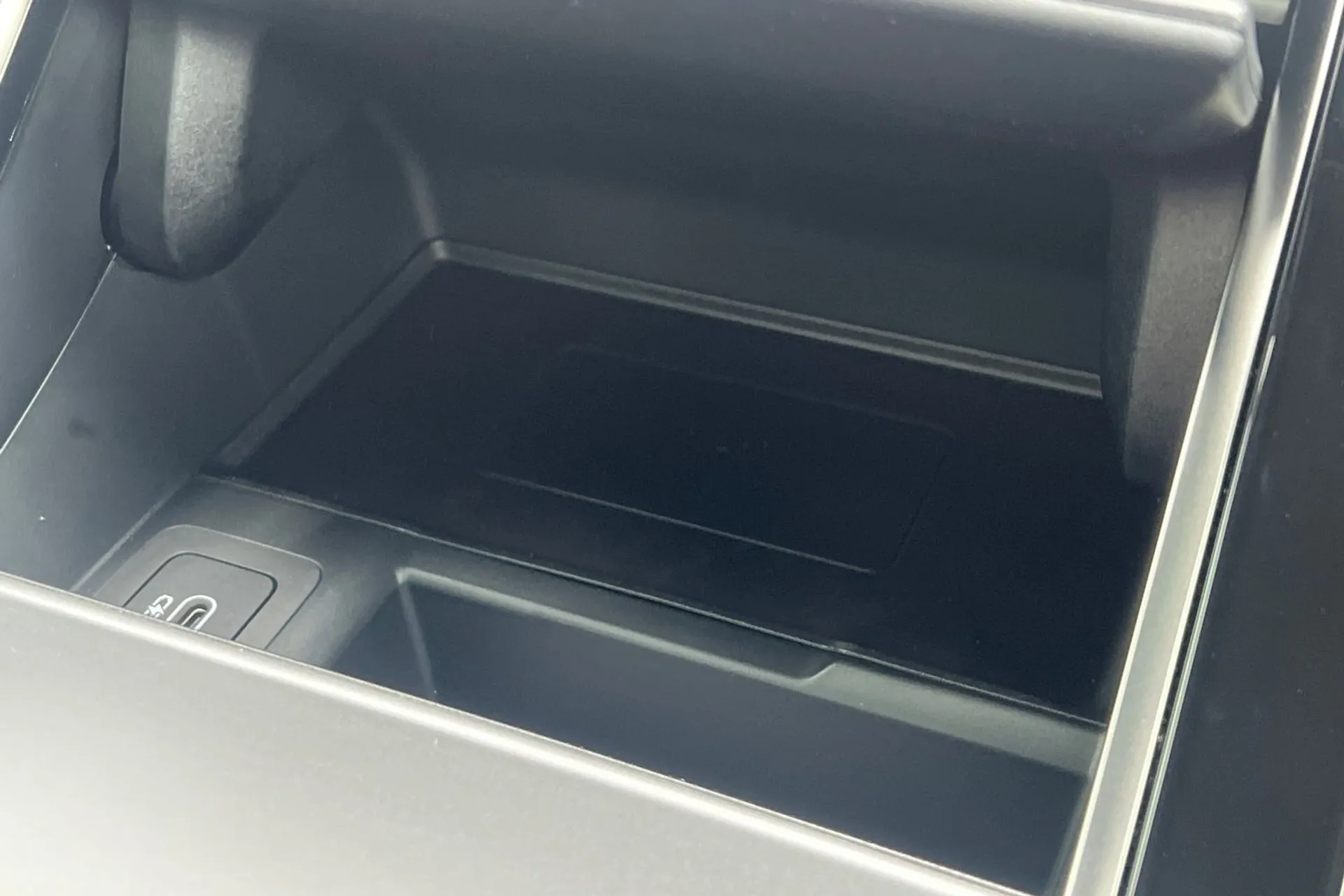 LAND ROVER RANGE ROVER EVOQUE thumbnail image number 17