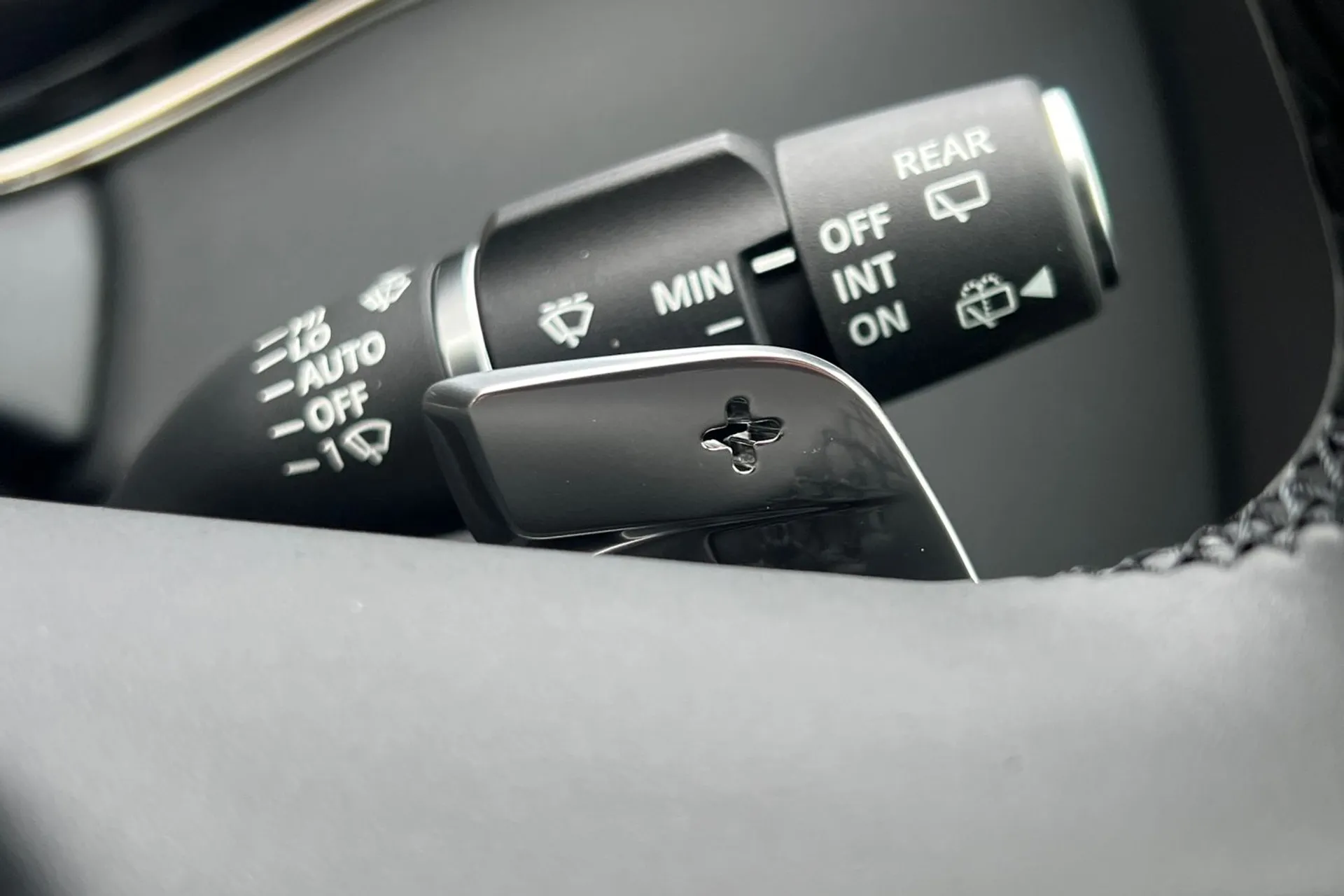 LAND ROVER RANGE ROVER EVOQUE thumbnail image number 62