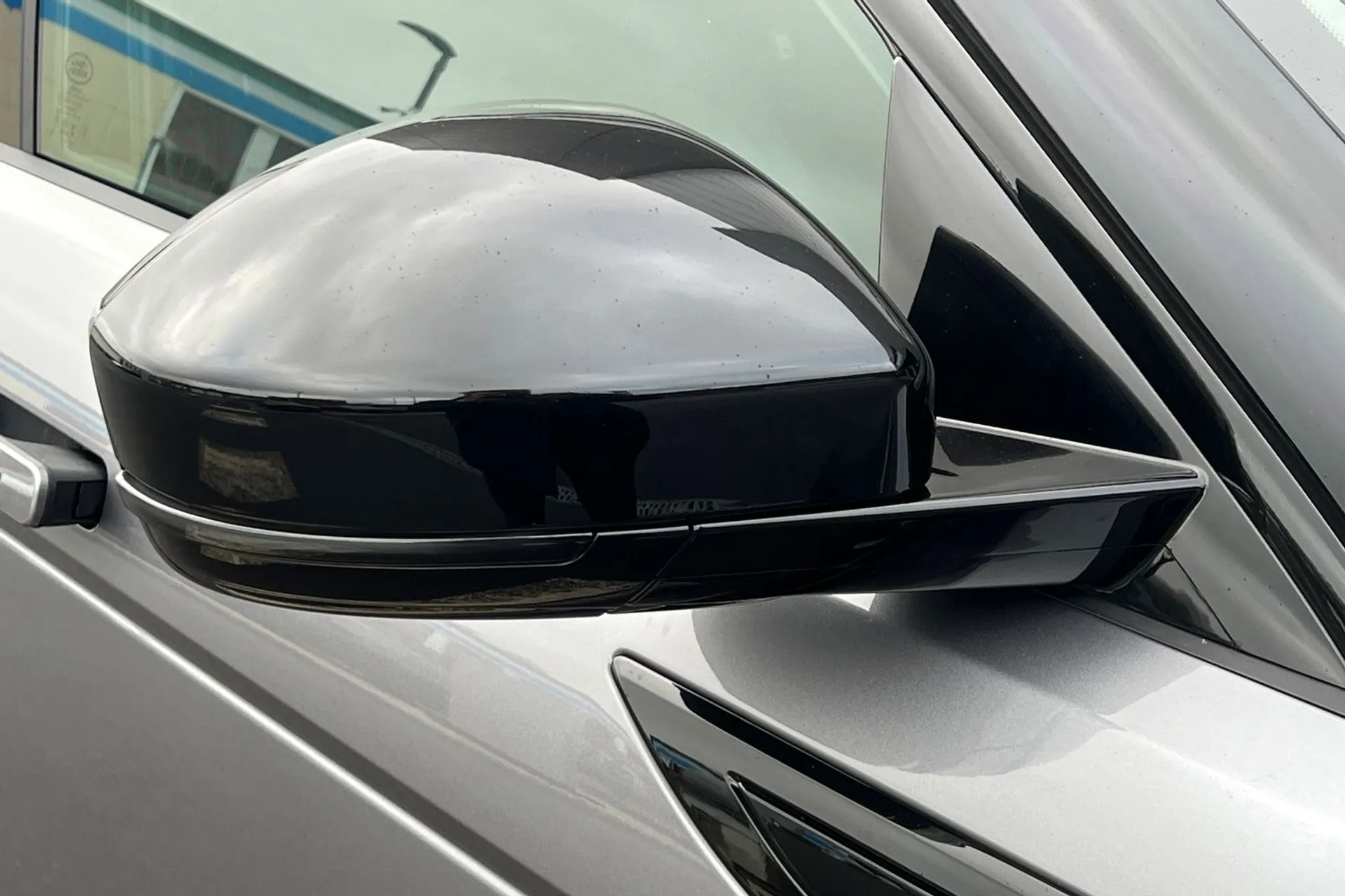 LAND ROVER RANGE ROVER EVOQUE thumbnail image number 34