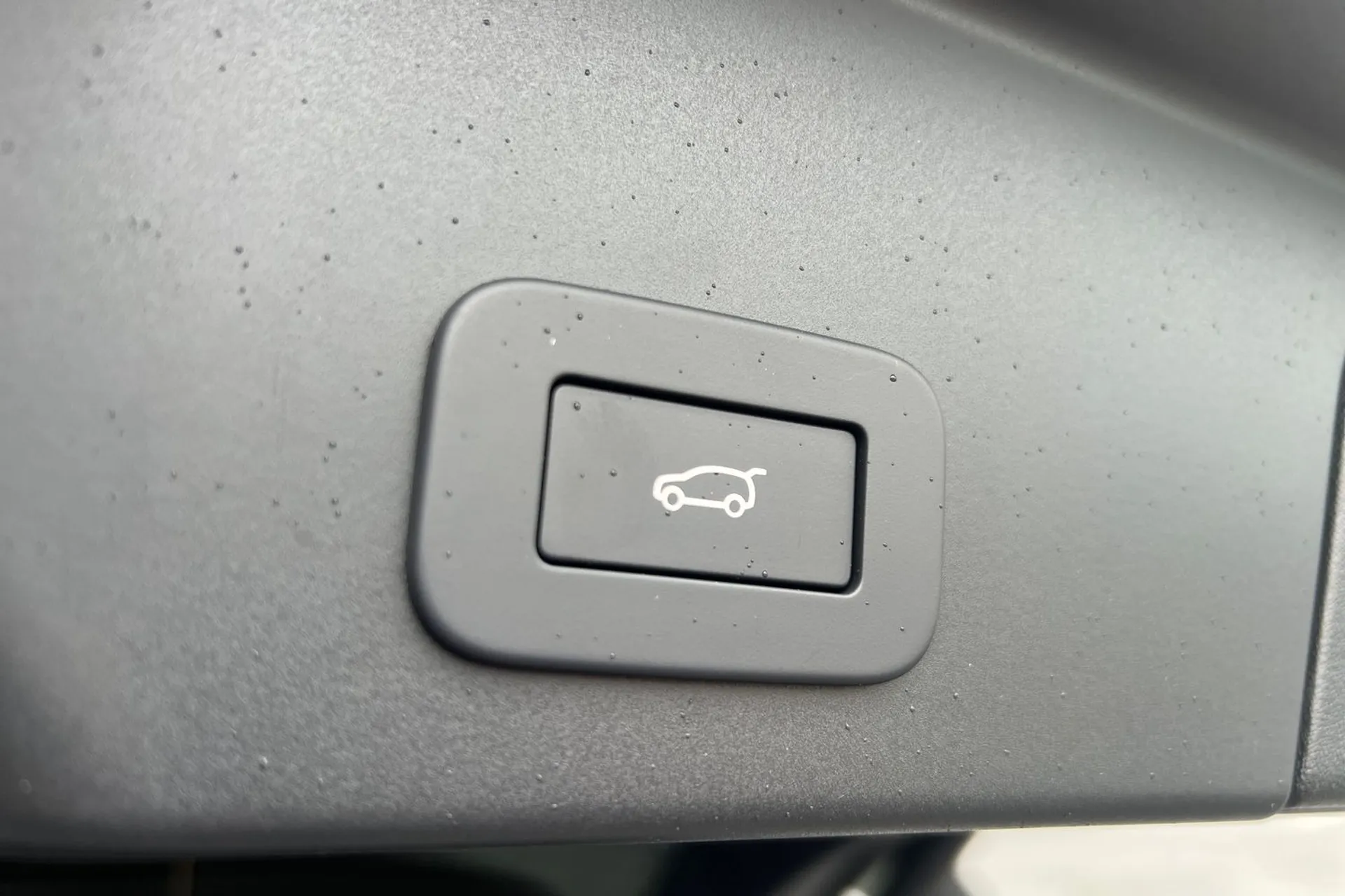 LAND ROVER RANGE ROVER EVOQUE thumbnail image number 35