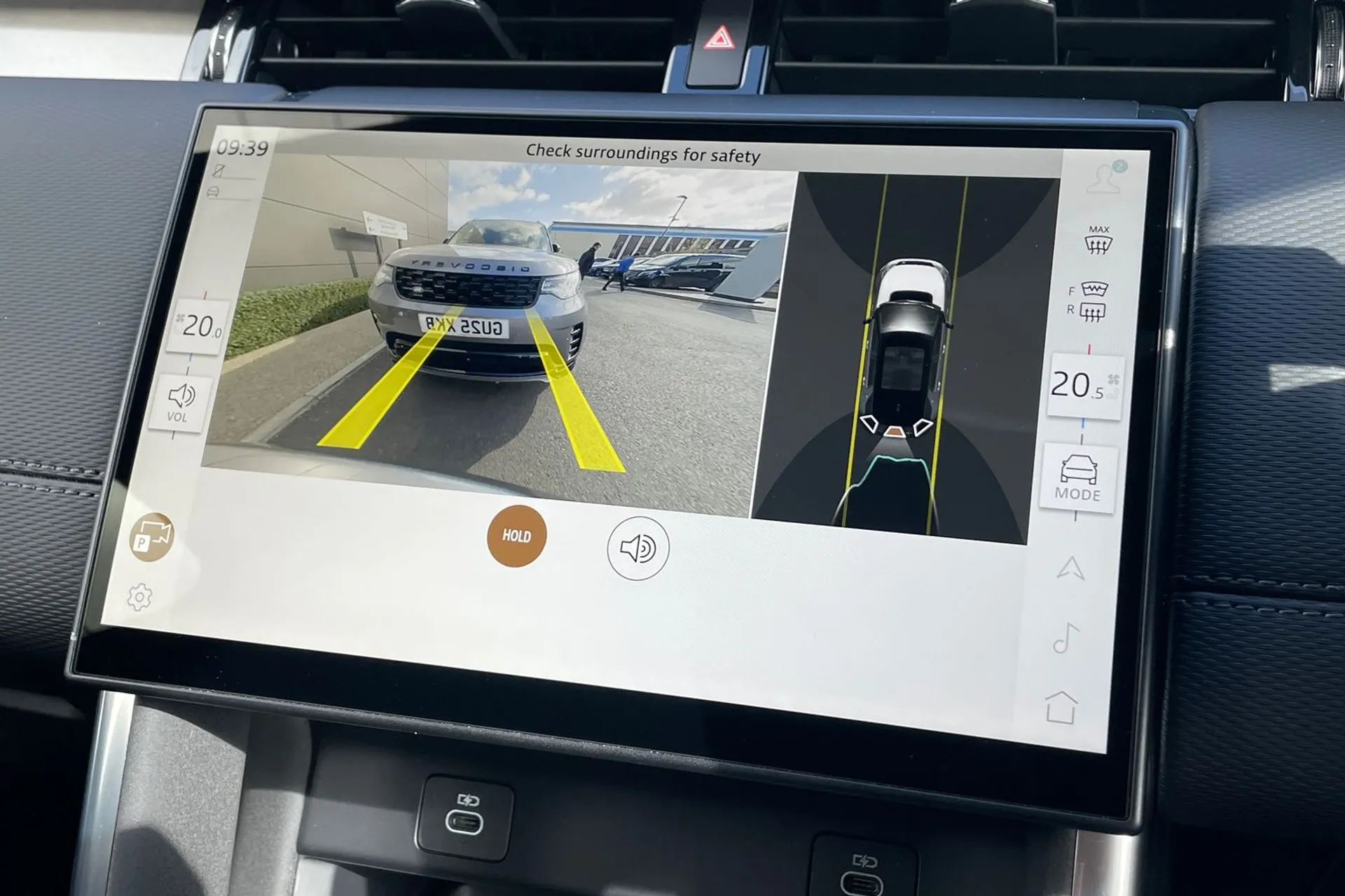 LAND ROVER DISCOVERY SPORT thumbnail image number 3