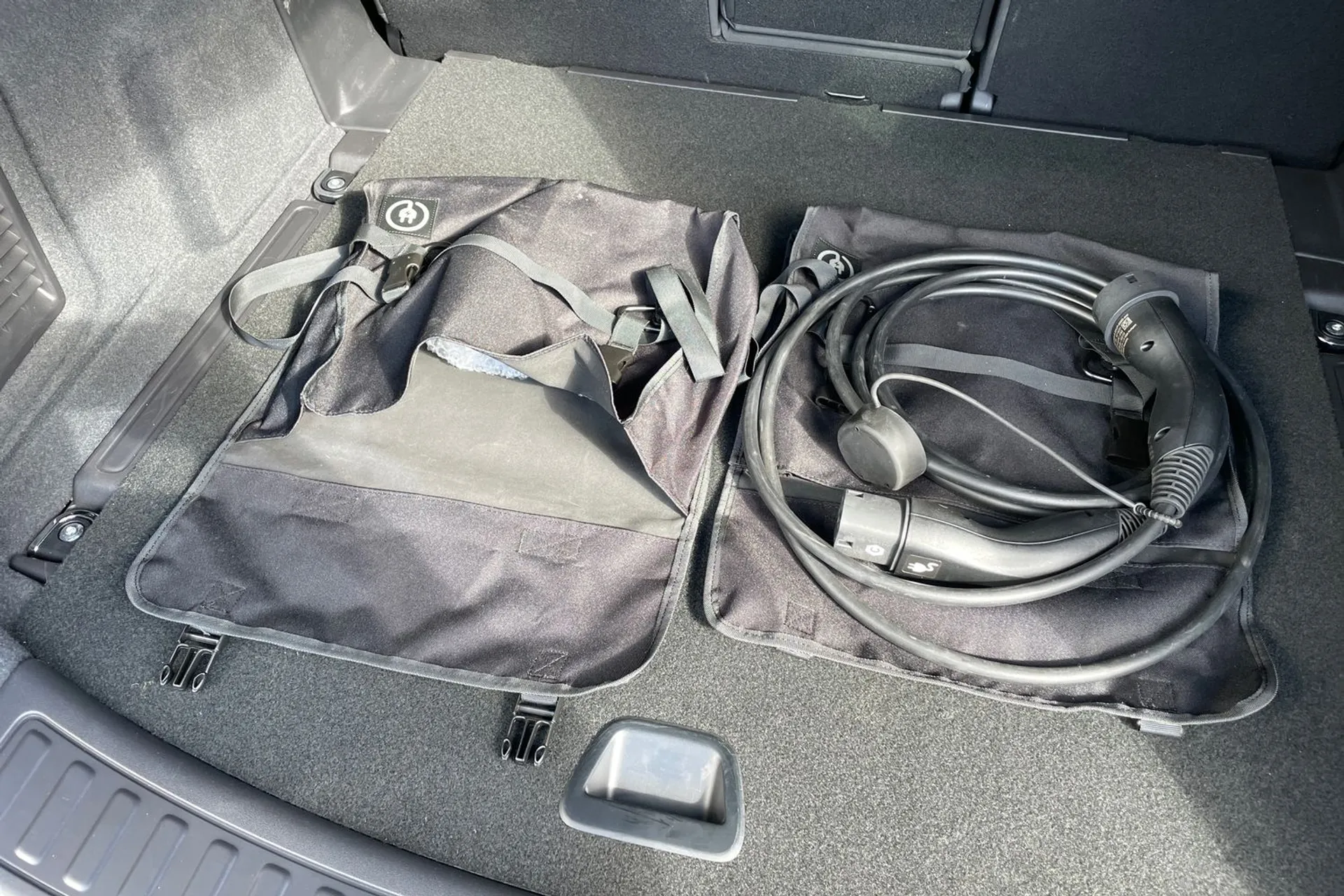 LAND ROVER DISCOVERY SPORT thumbnail image number 63