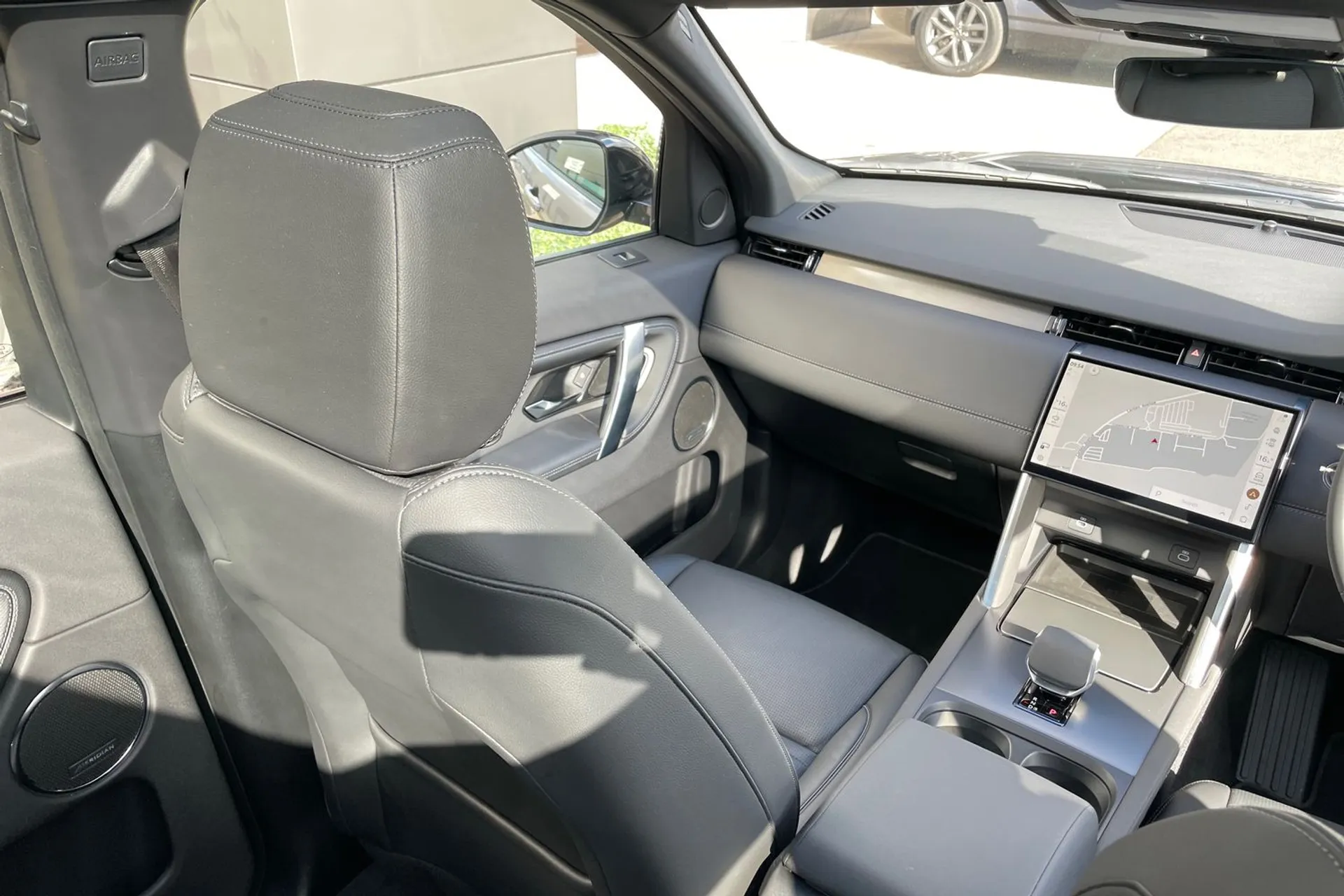 LAND ROVER DISCOVERY SPORT thumbnail image number 38
